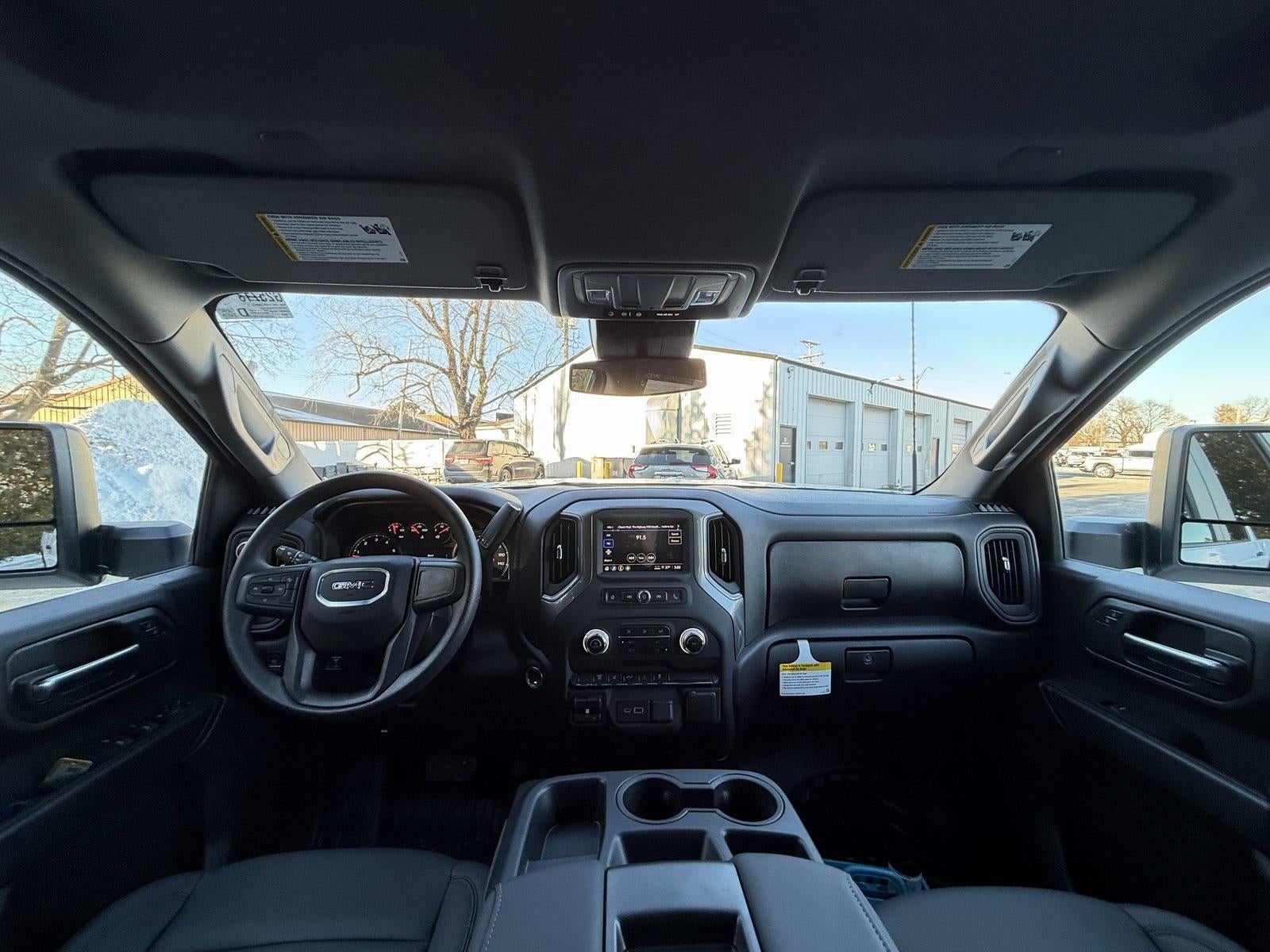 2025 GMC Sierra 2500 HD Pro