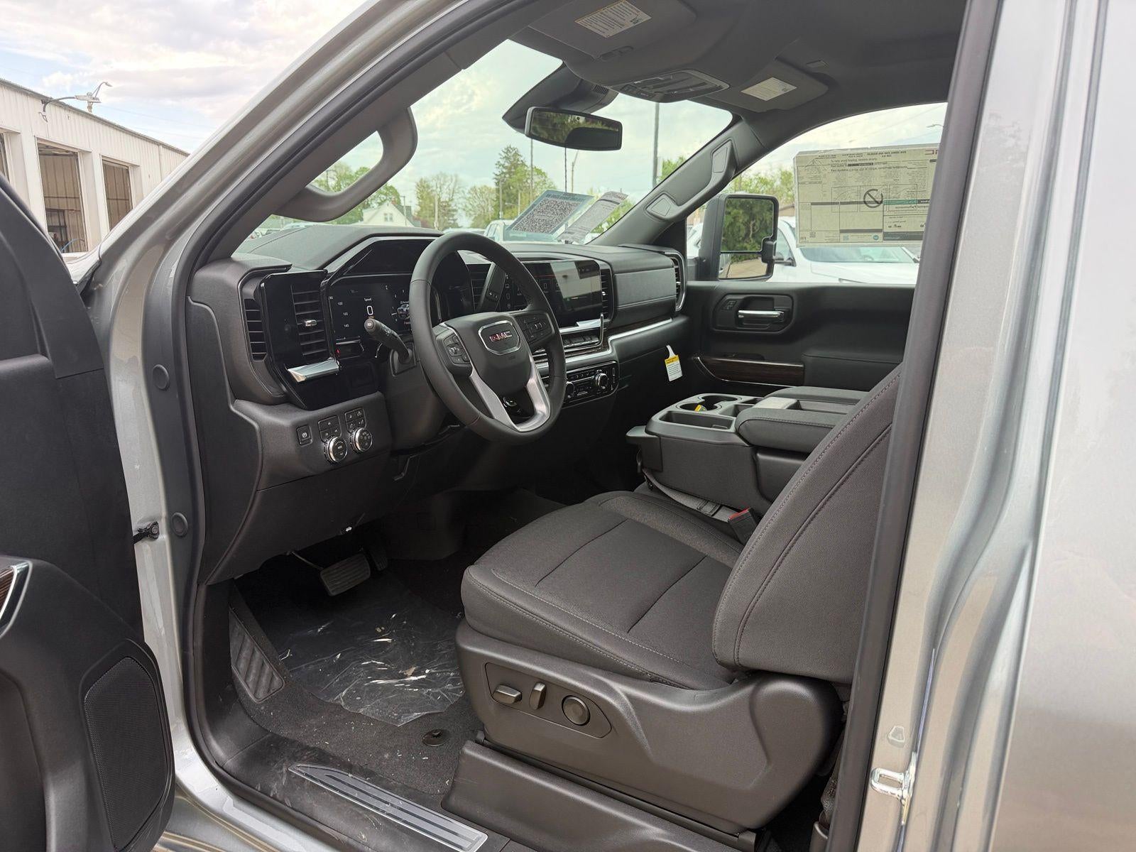 2026 GMC Sierra 2500 HD SLE