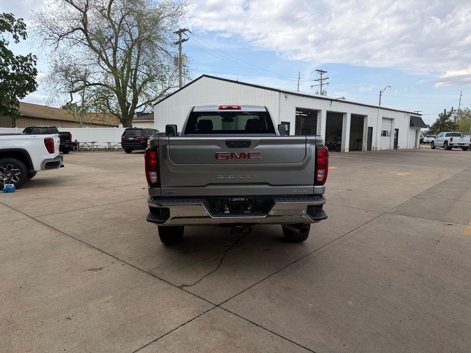 2026 GMC Sierra 2500 HD SLE
