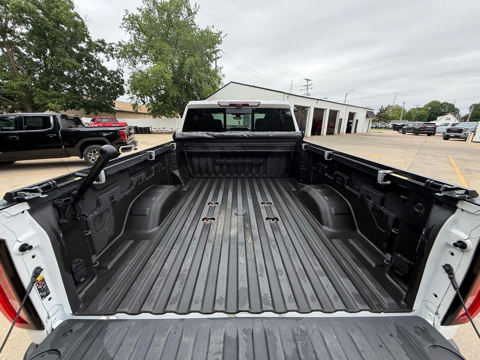 2023 GMC Sierra 2500 HD Denali