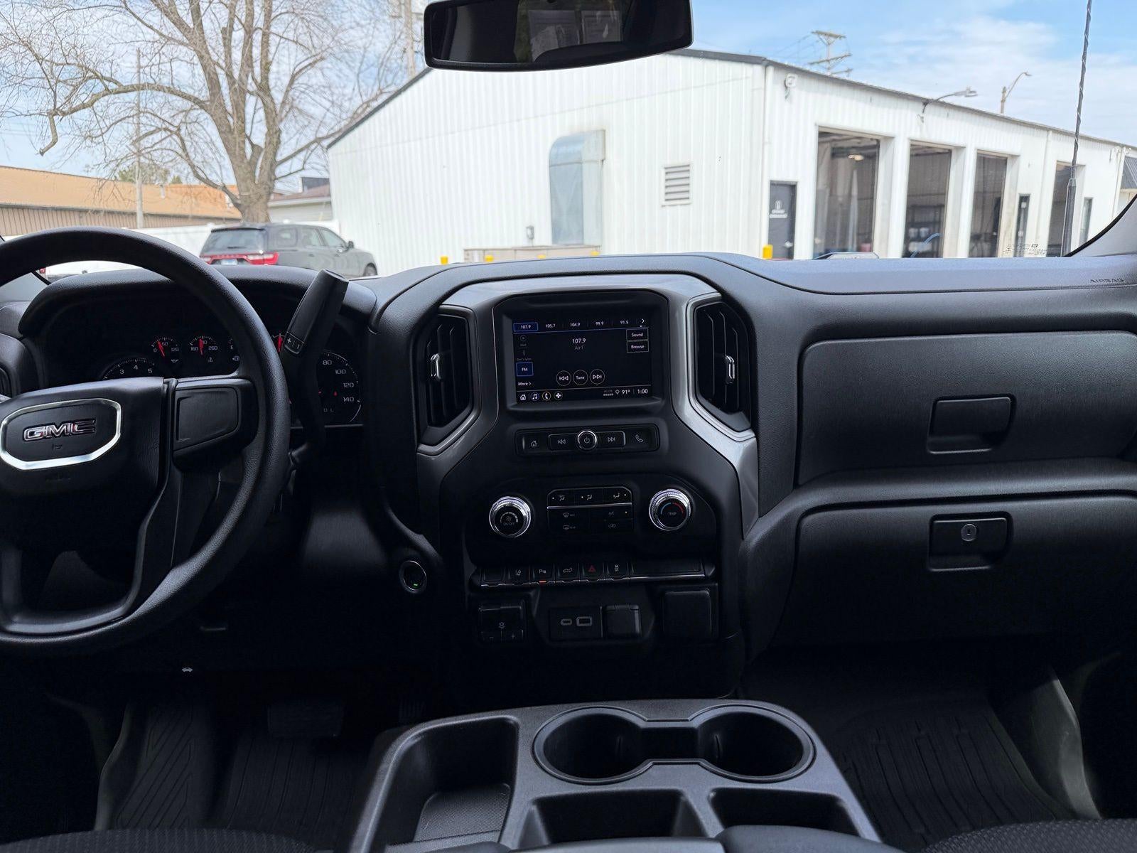2024 GMC Sierra 3500 HD Pro
