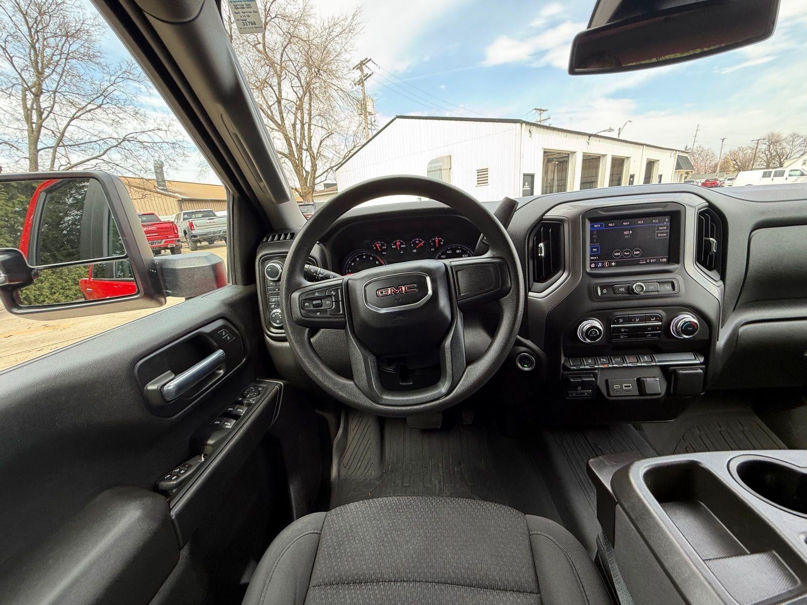 2024 GMC Sierra 3500 HD Pro