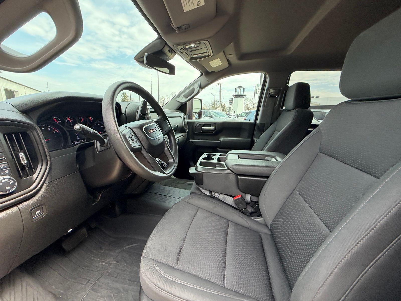 2024 GMC Sierra 3500 HD Pro