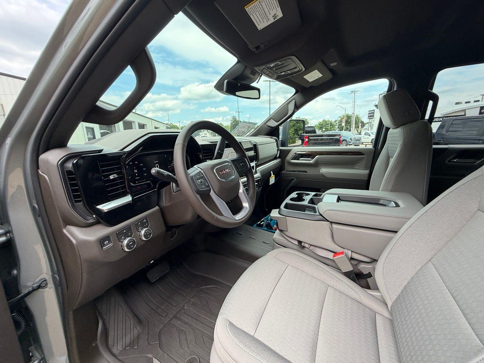 2026 GMC Sierra 2500 HD SLE