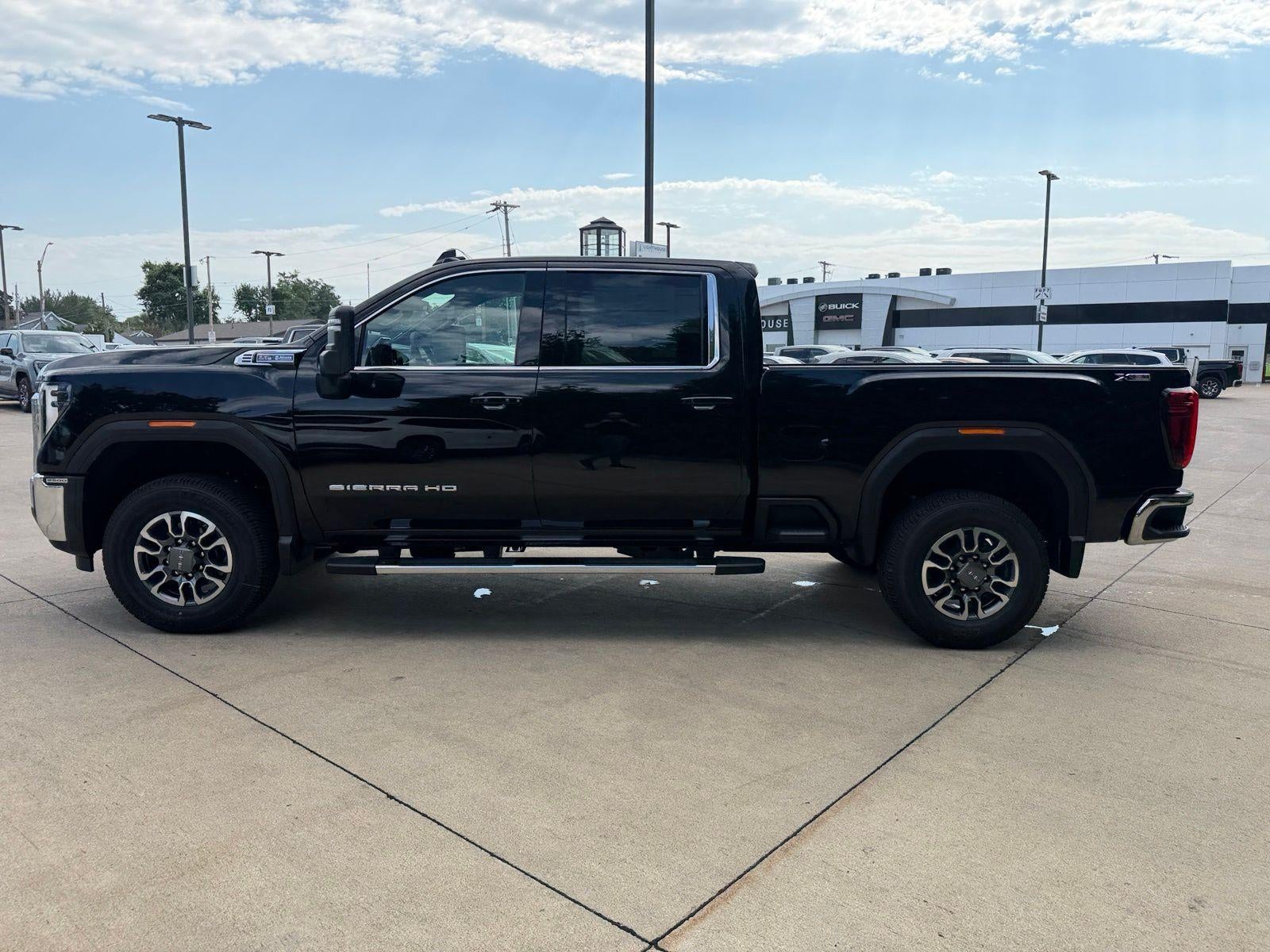 2026 GMC Sierra 2500 HD SLE