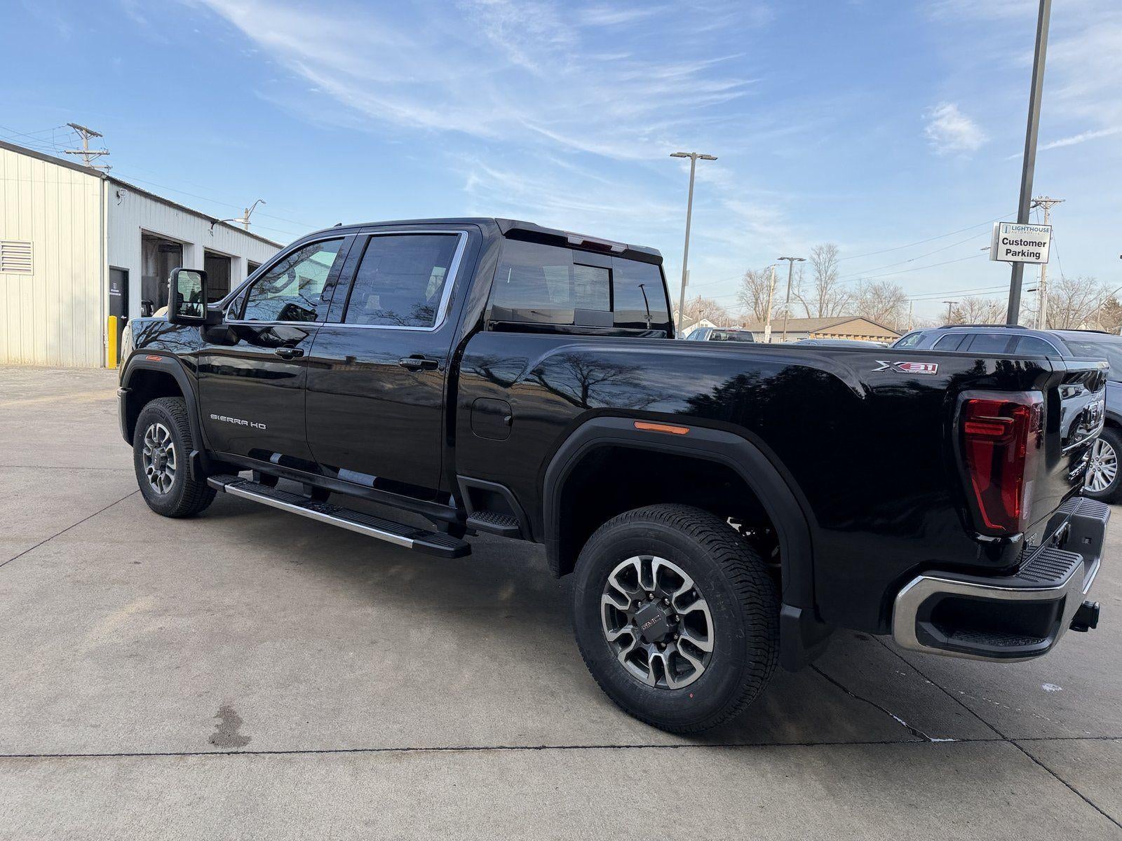 2026 GMC Sierra 2500 HD SLE