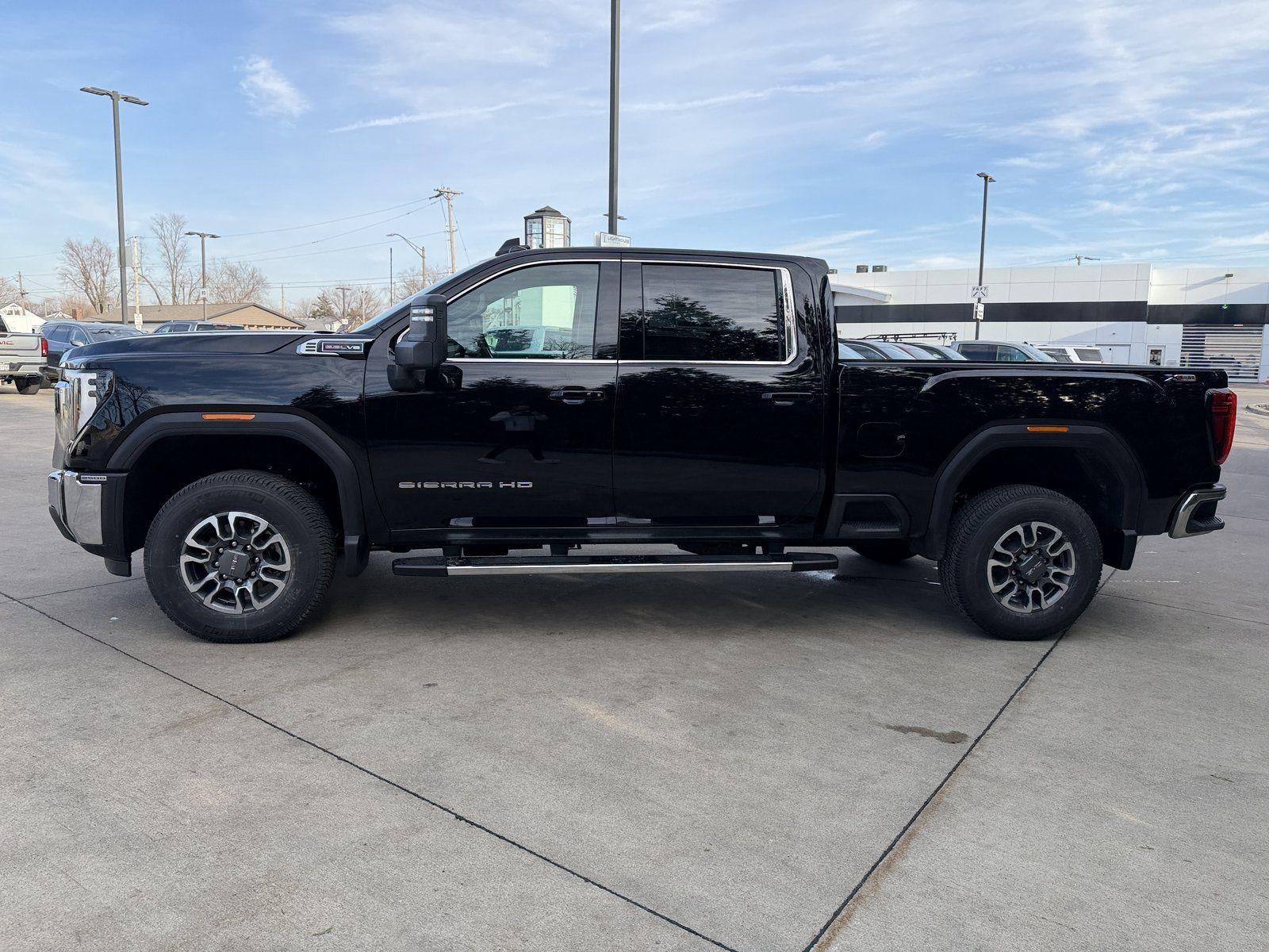 2026 GMC Sierra 2500 HD SLE