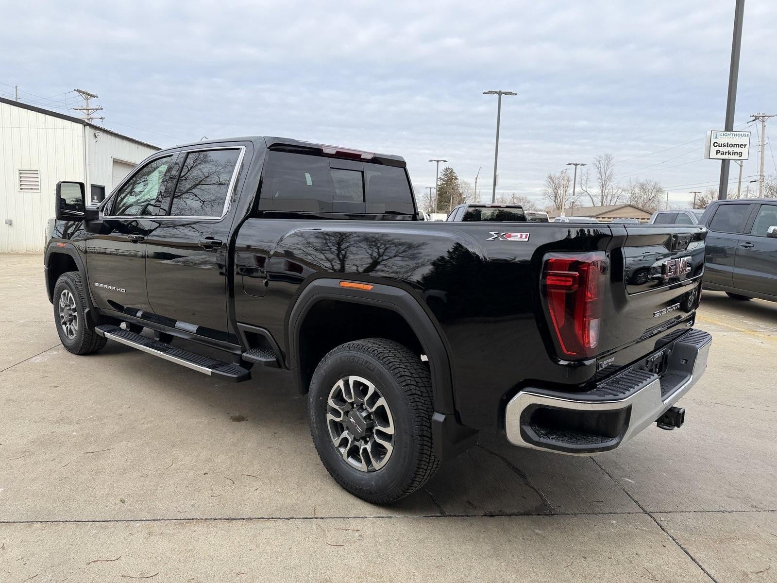 2026 GMC Sierra 2500 HD SLE
