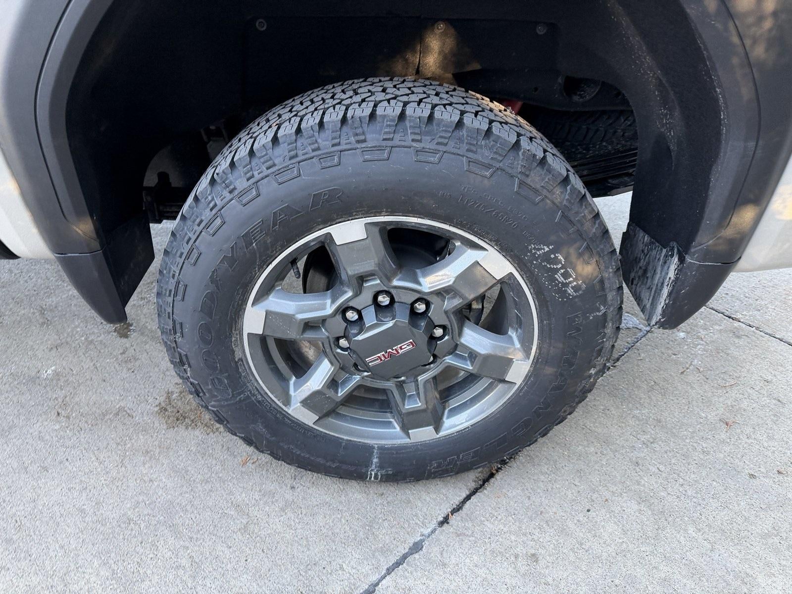 2026 GMC Sierra 2500 HD SLE