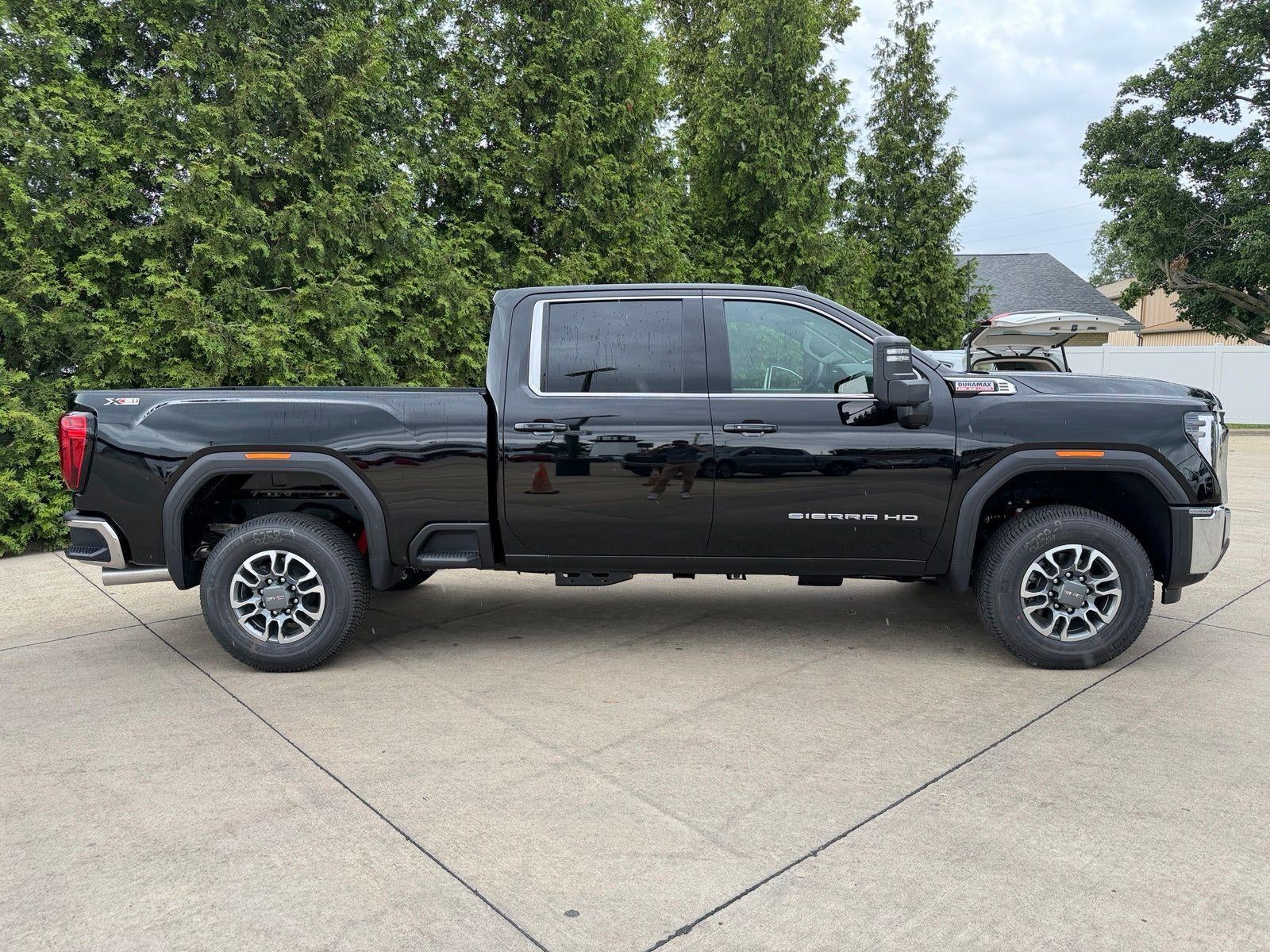 2026 GMC Sierra 2500 HD SLE