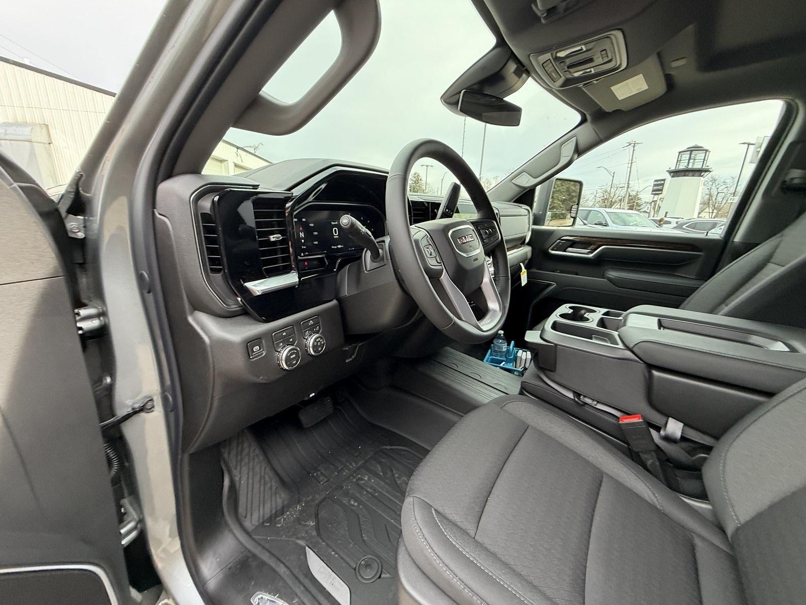 2026 GMC Sierra 2500 HD SLE