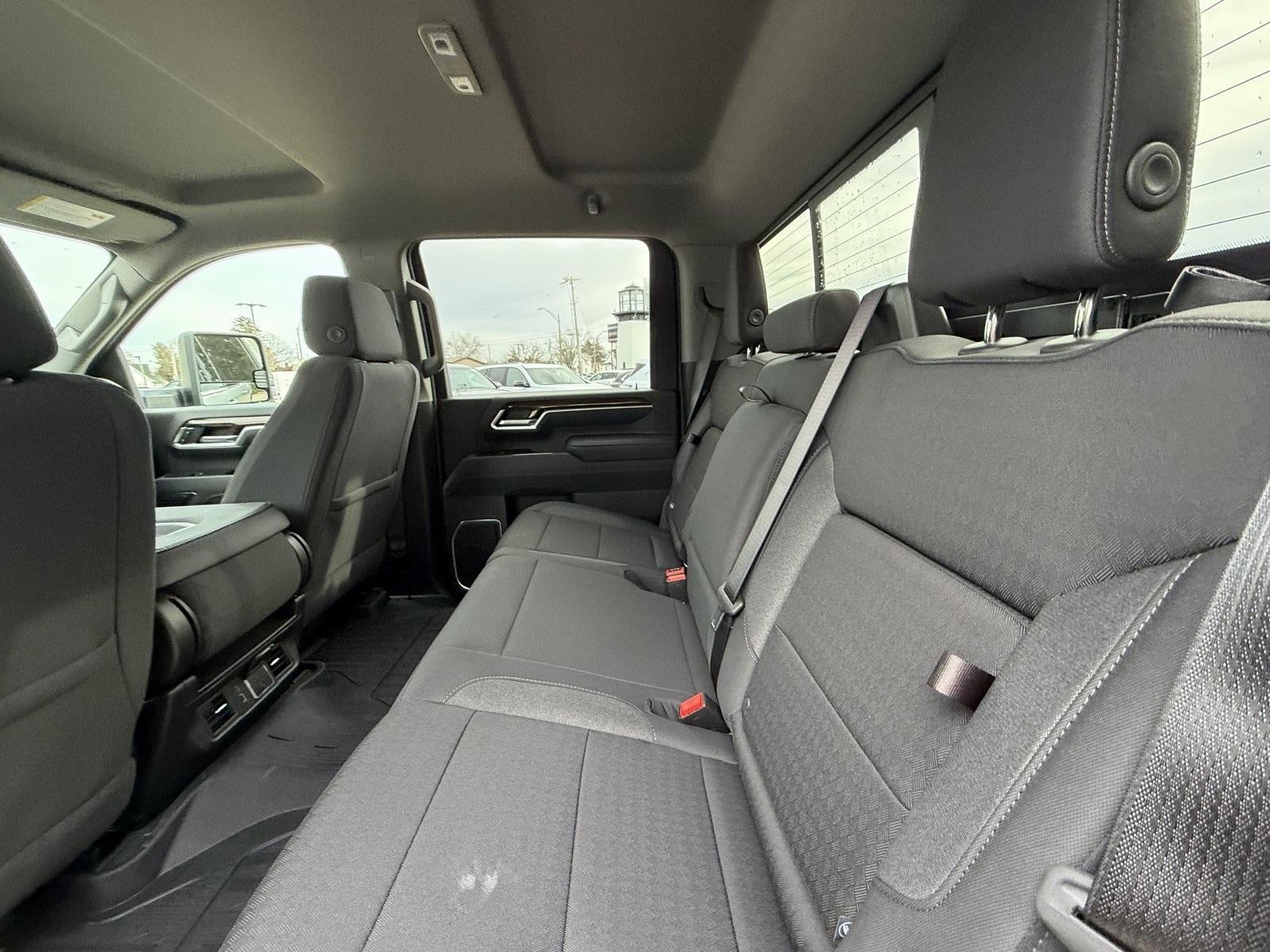 2026 GMC Sierra 2500 HD SLE