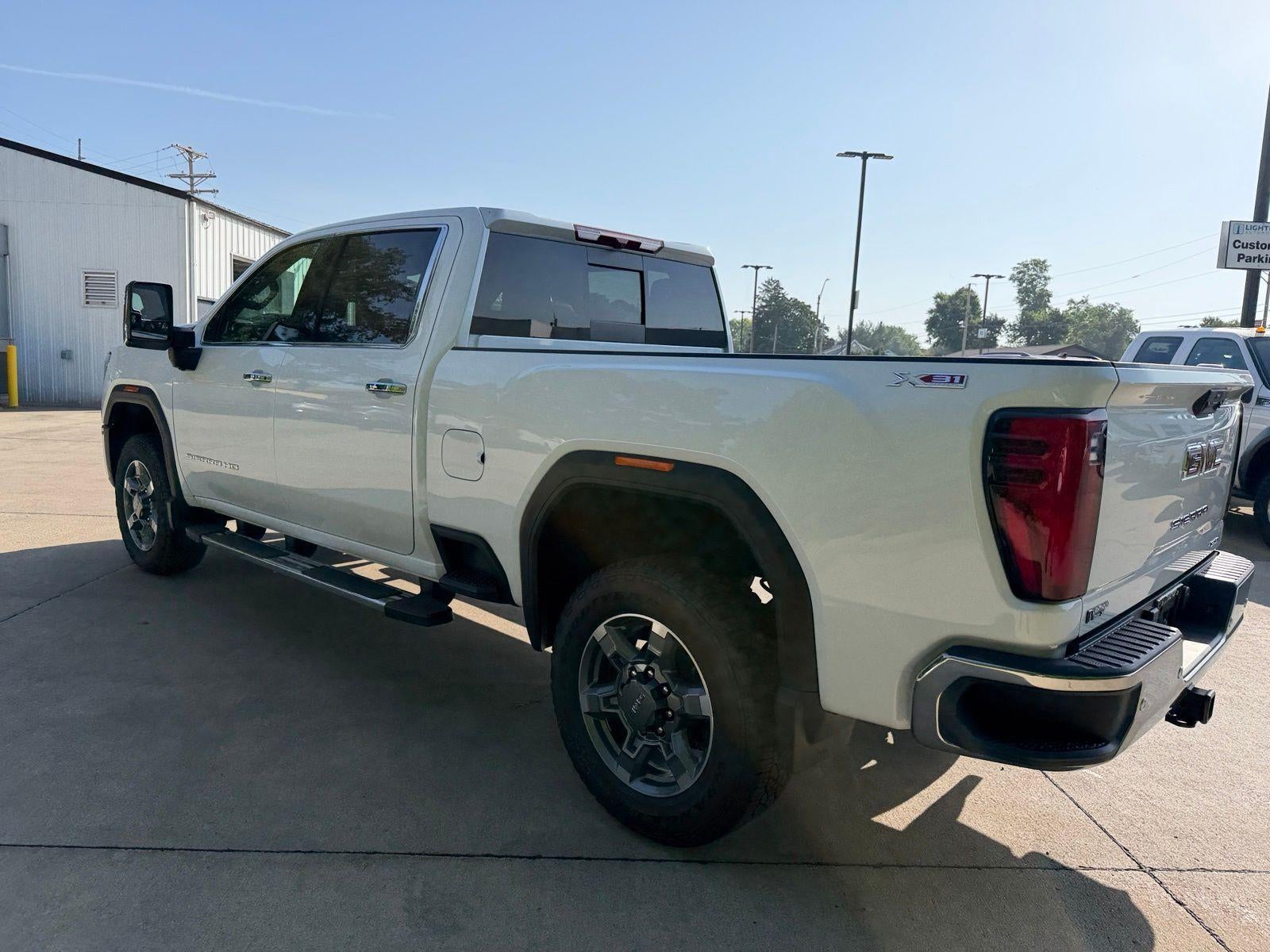 2026 GMC Sierra 2500 HD SLT