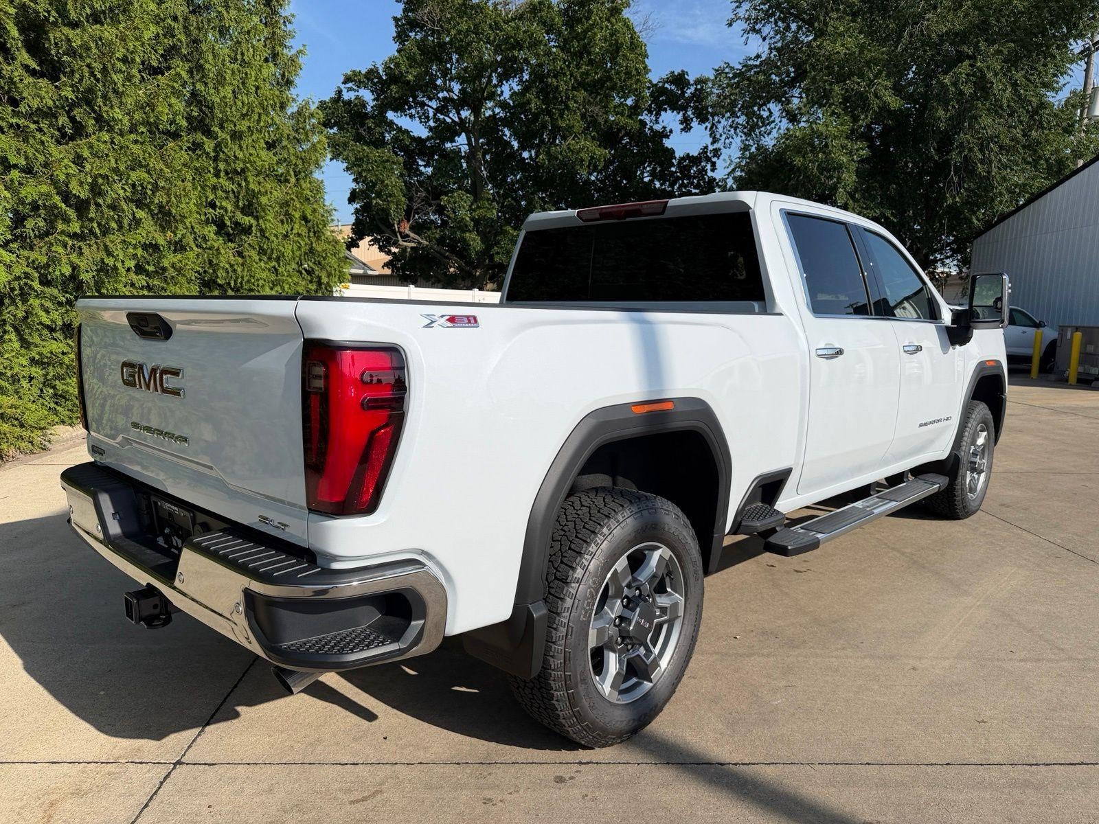 2026 GMC Sierra 2500 HD SLT