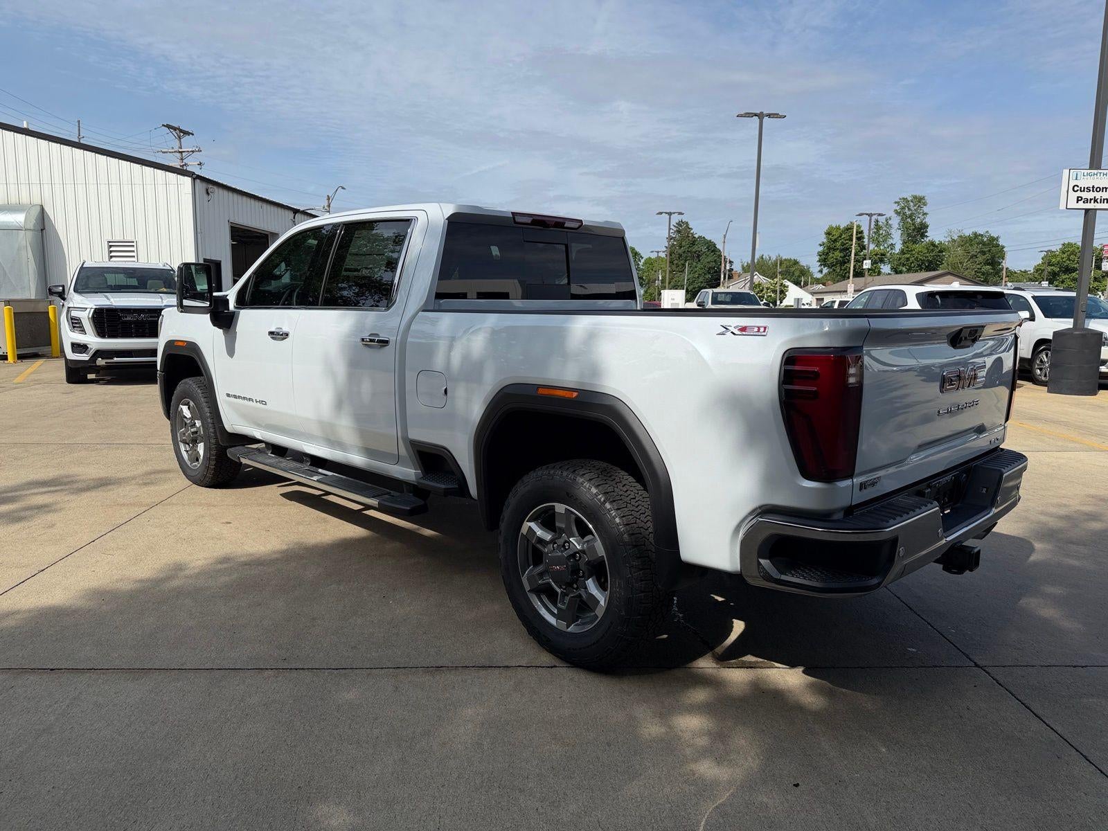 2026 GMC Sierra 2500 HD SLT