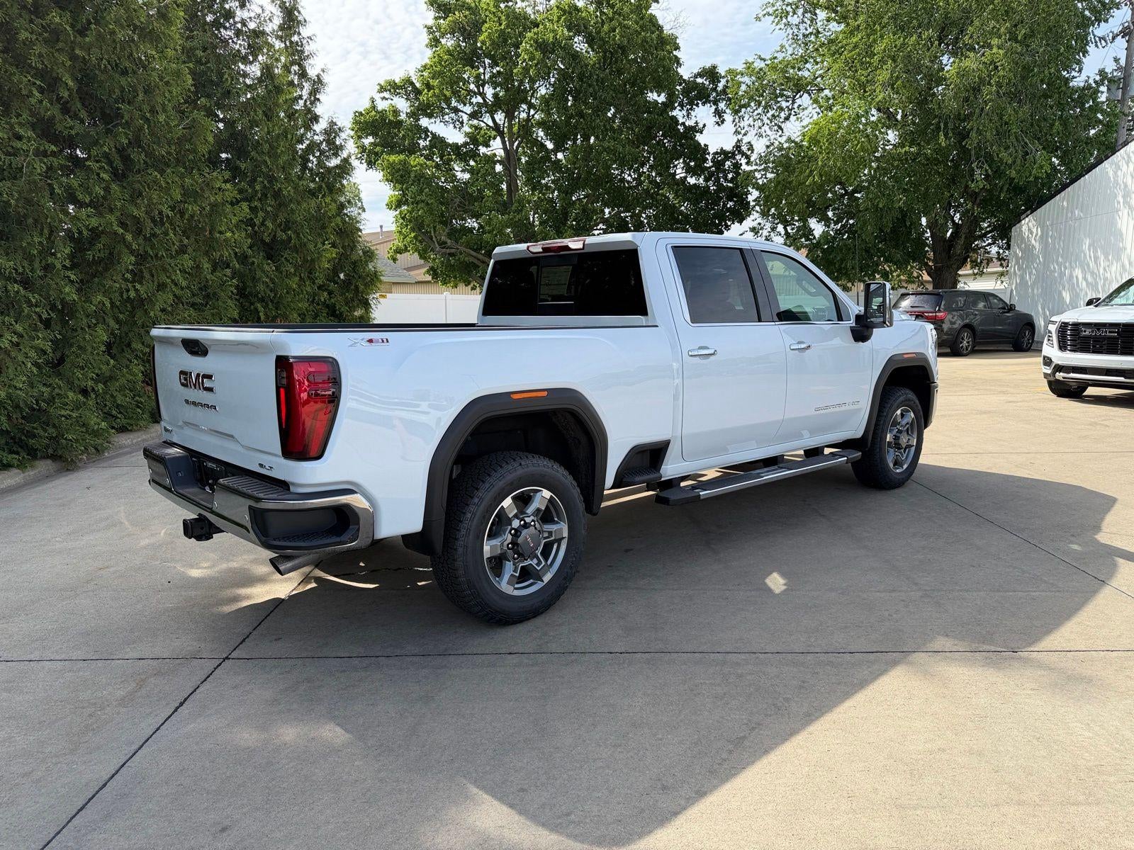 2026 GMC Sierra 2500 HD SLT