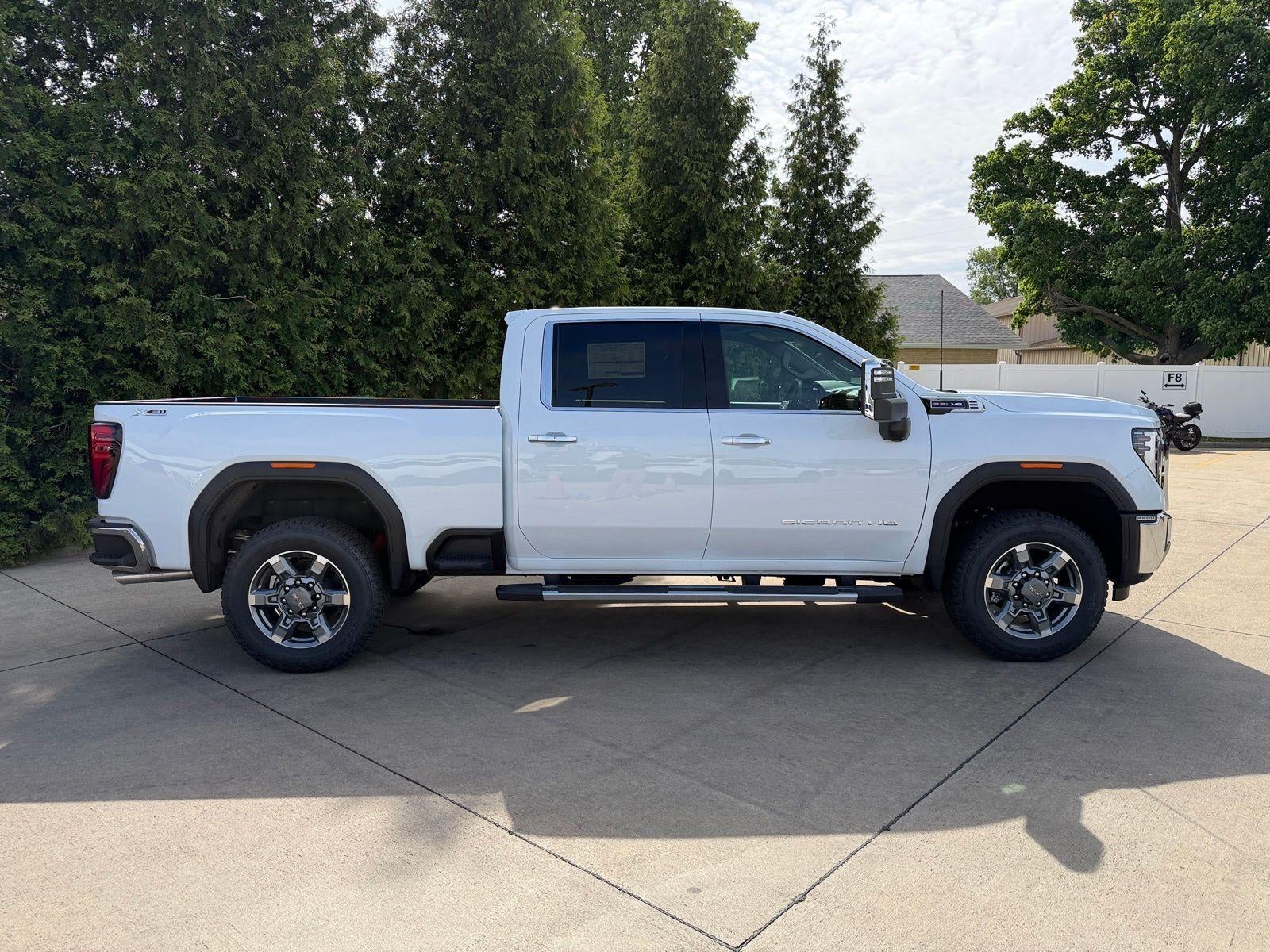 2026 GMC Sierra 2500 HD SLT