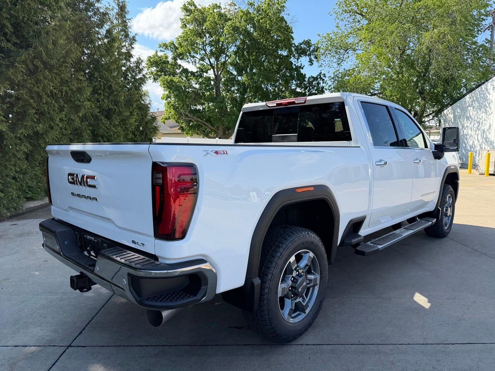 2026 GMC Sierra 2500 HD SLT