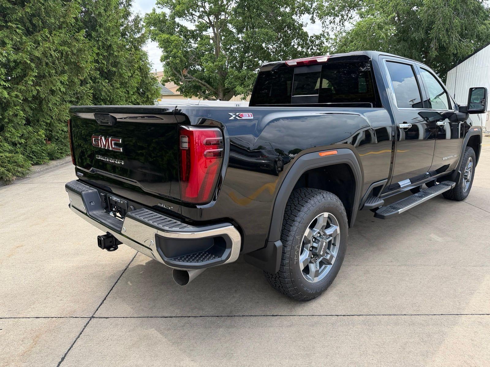 2026 GMC Sierra 2500 HD SLT