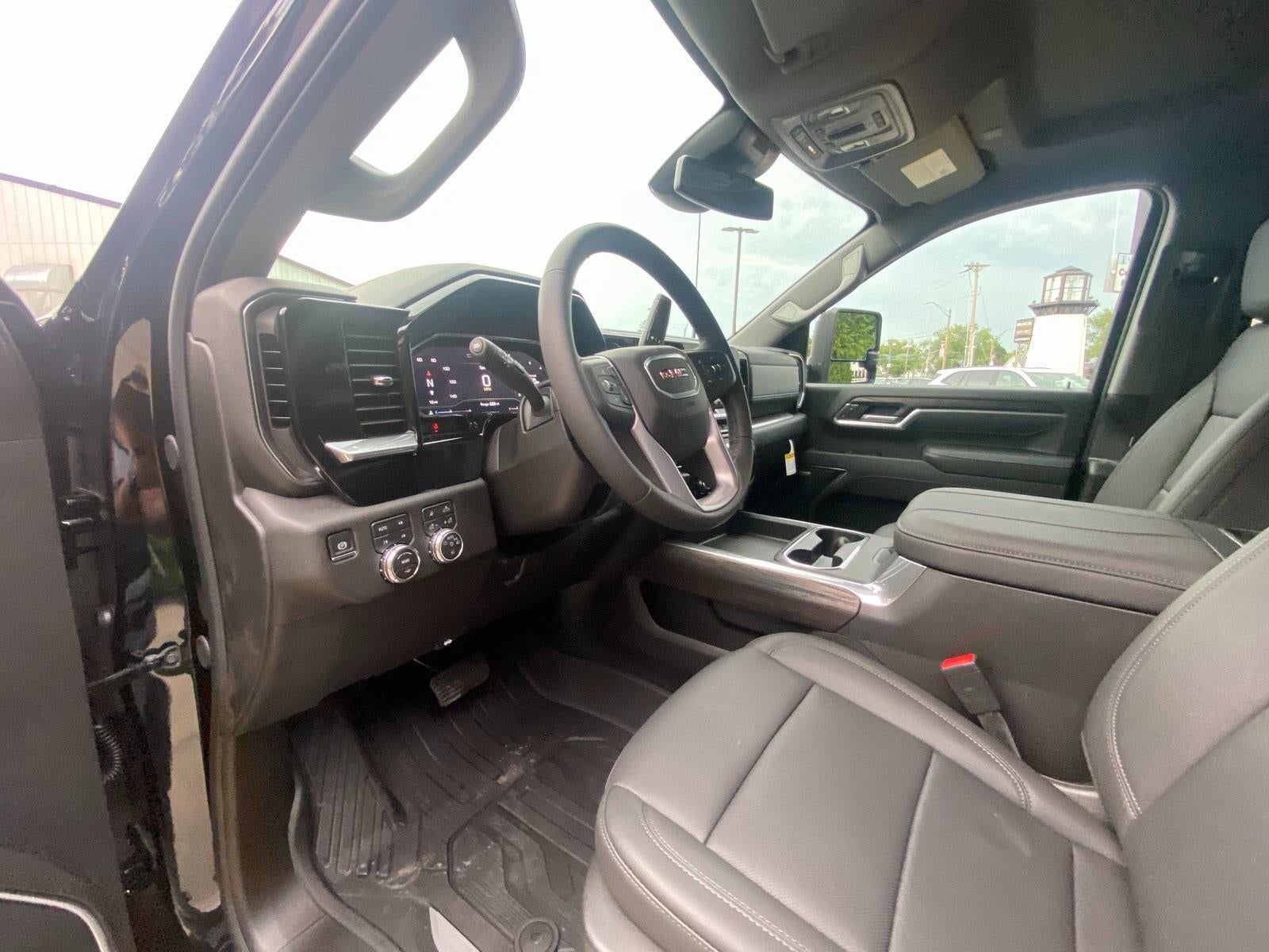 2025 GMC Sierra 2500 HD SLT