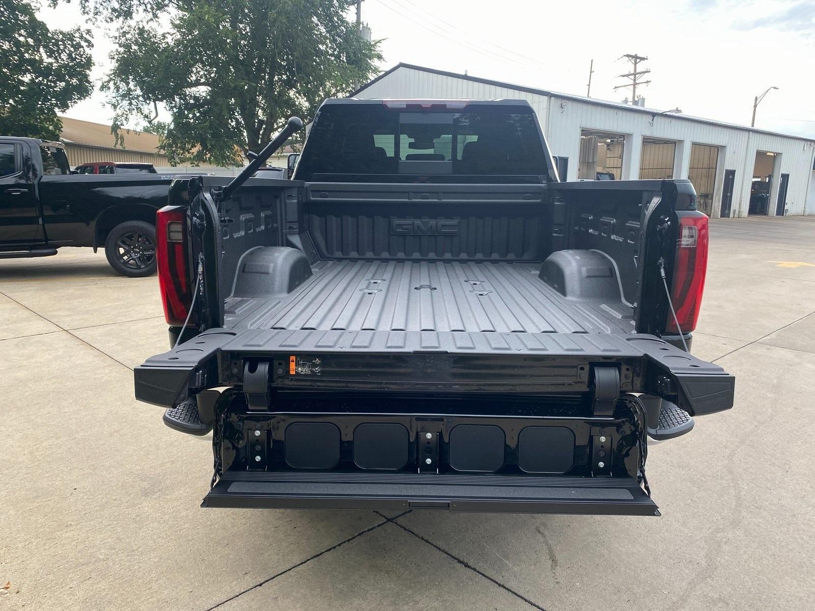 2025 GMC Sierra 2500 HD SLT