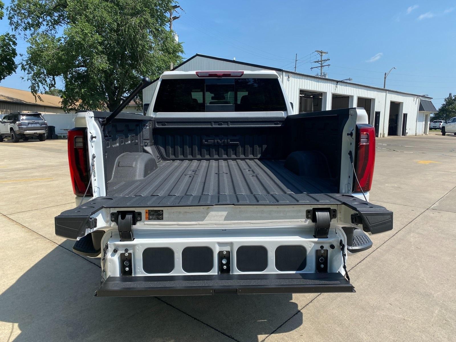 2025 GMC Sierra 2500 HD SLT