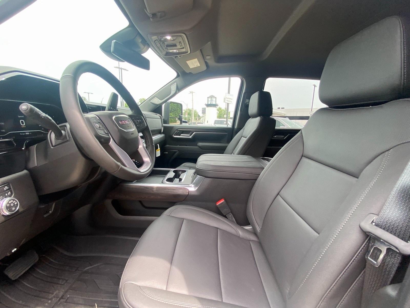 2025 GMC Sierra 2500 HD SLT