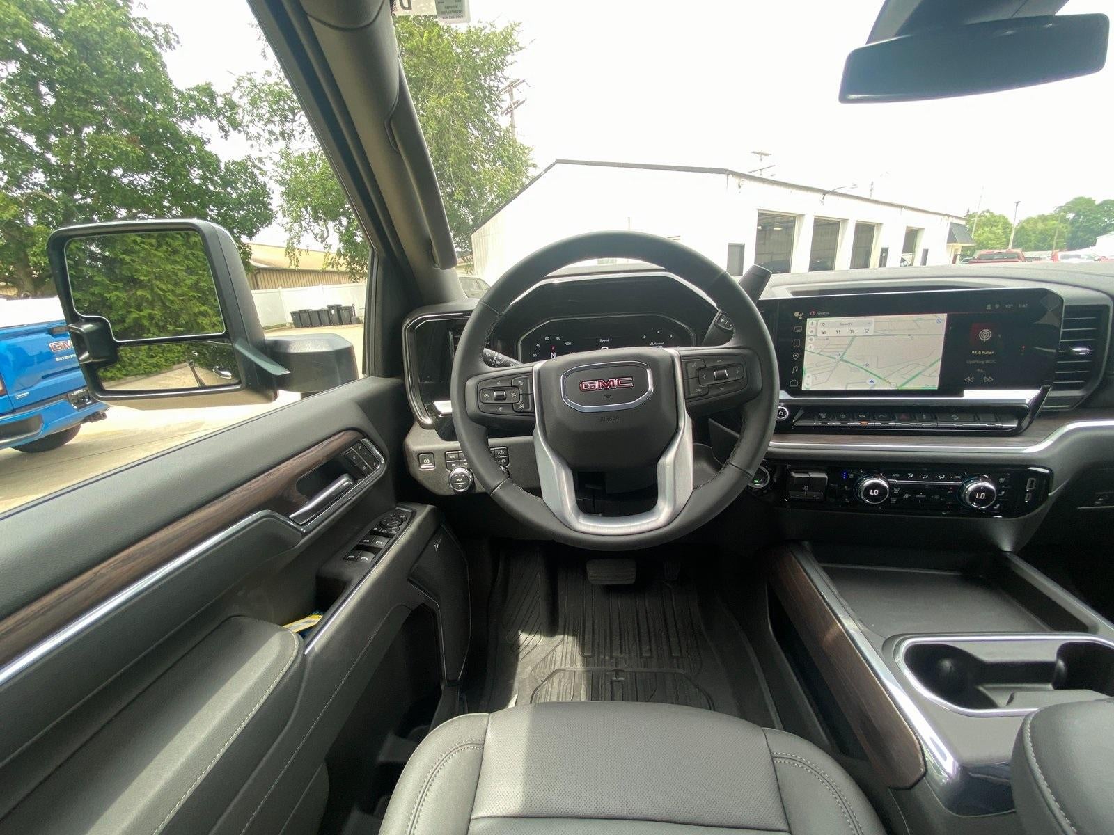 2025 GMC Sierra 2500 HD SLT