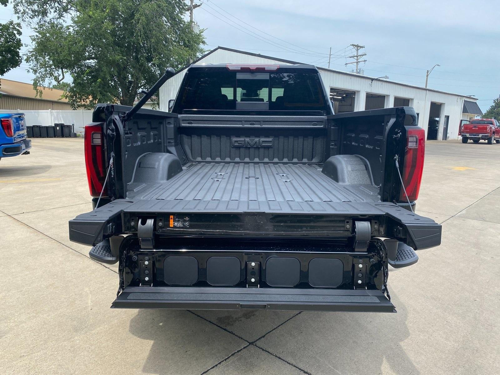 2025 GMC Sierra 2500 HD SLT