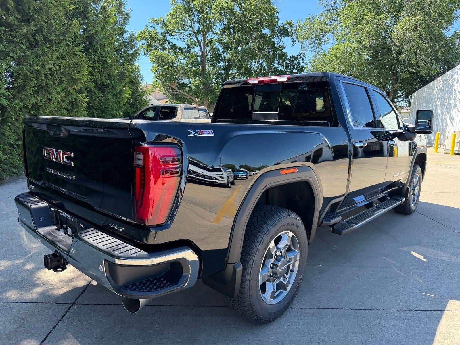 2026 GMC Sierra 2500 HD SLT