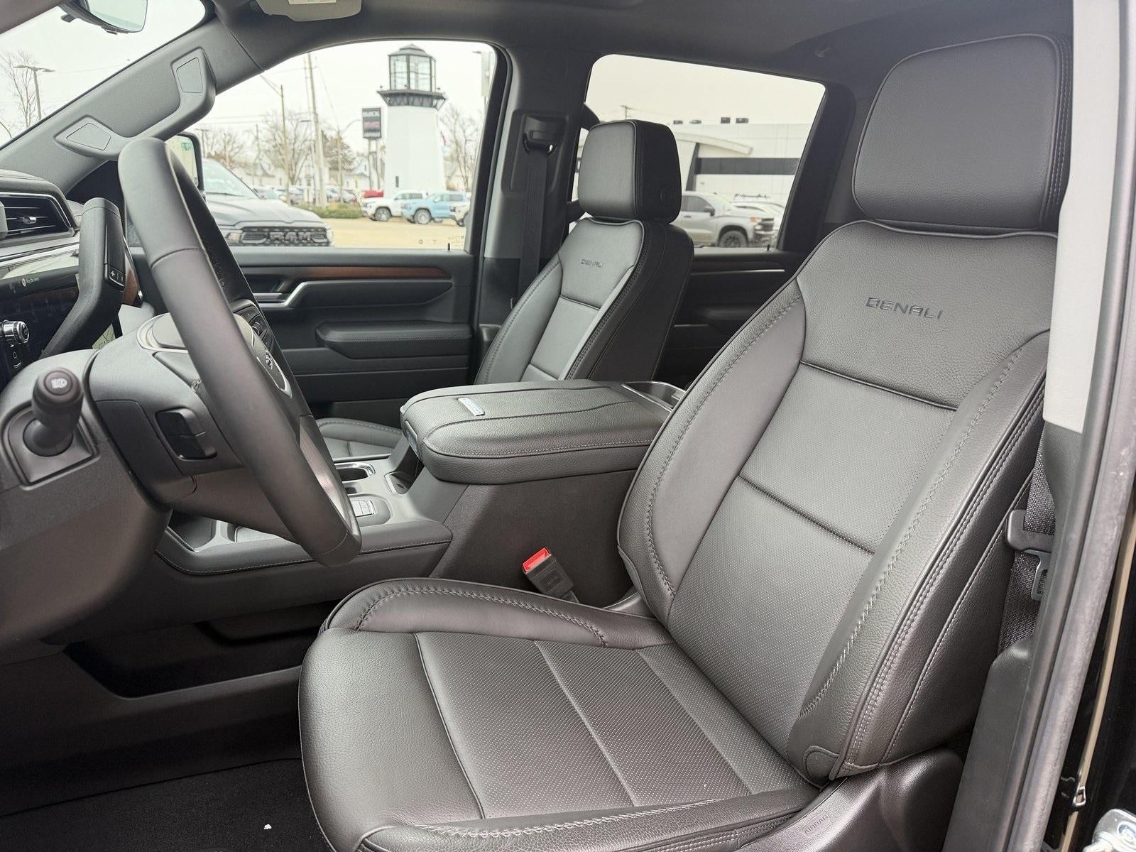 2025 GMC Sierra 2500 HD Denali