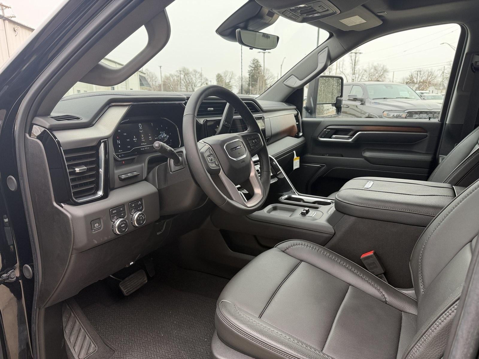 2025 GMC Sierra 2500 HD Denali