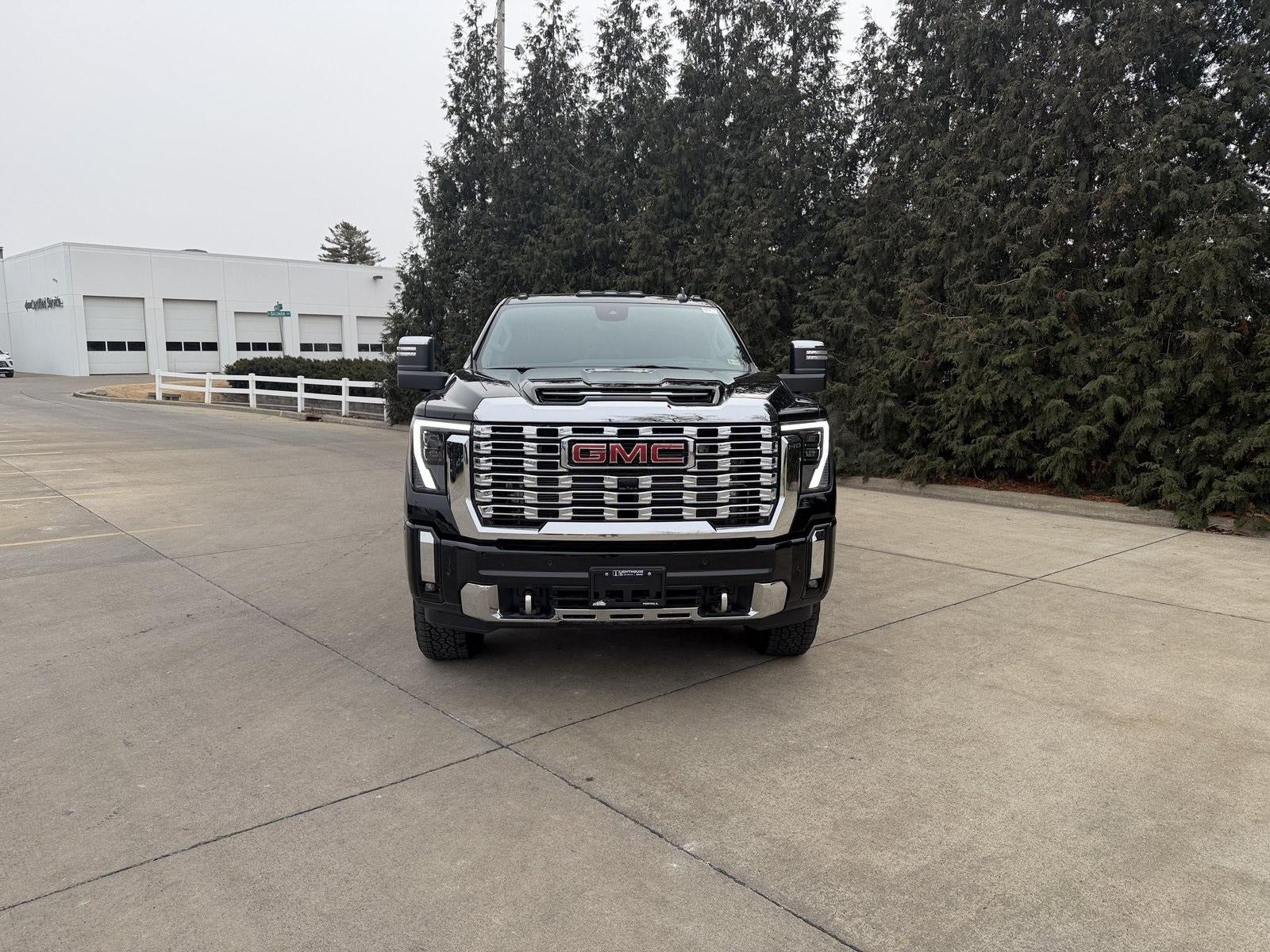 2025 GMC Sierra 2500 HD Denali