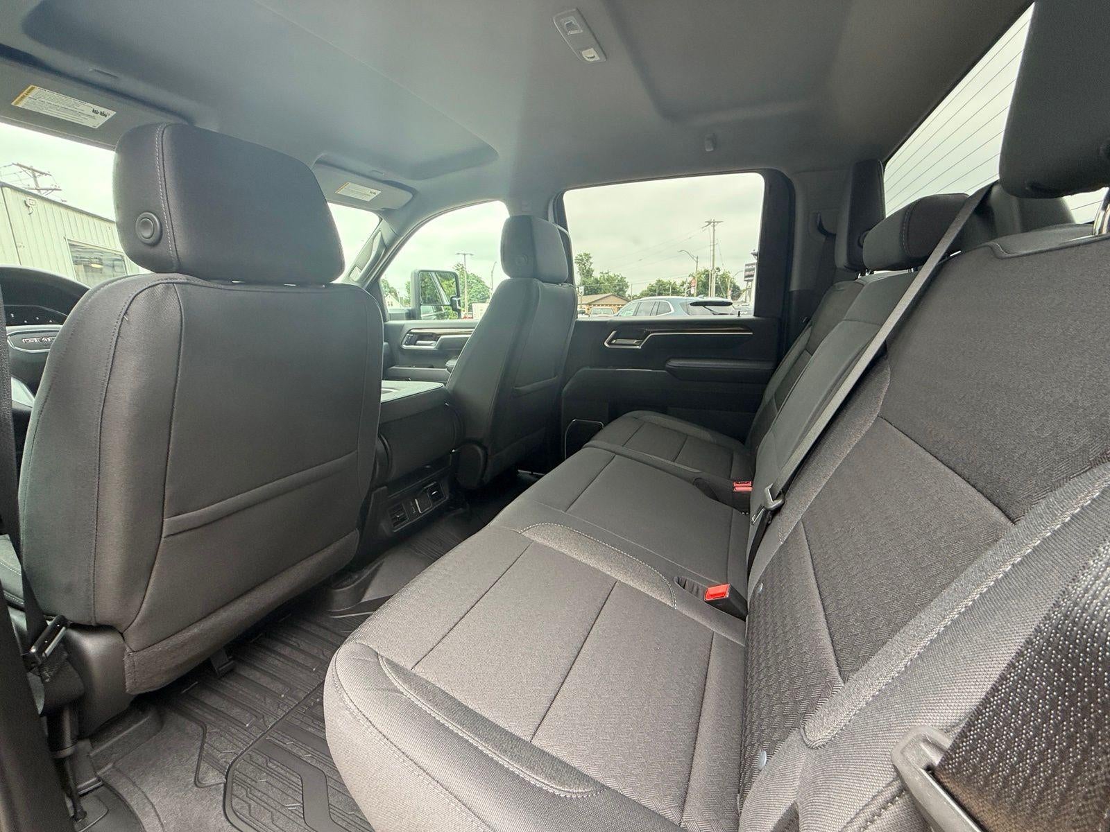 2026 GMC Sierra 3500 HD SLE