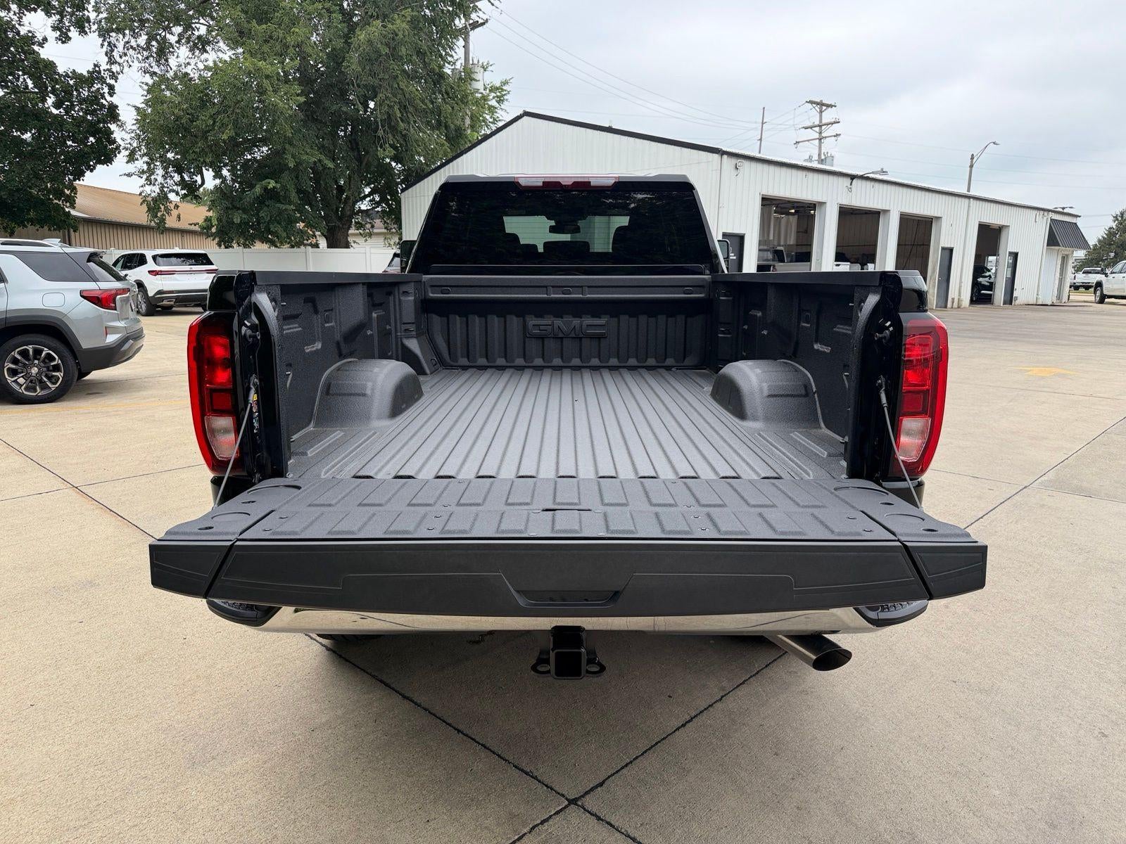 2026 GMC Sierra 3500 HD SLE
