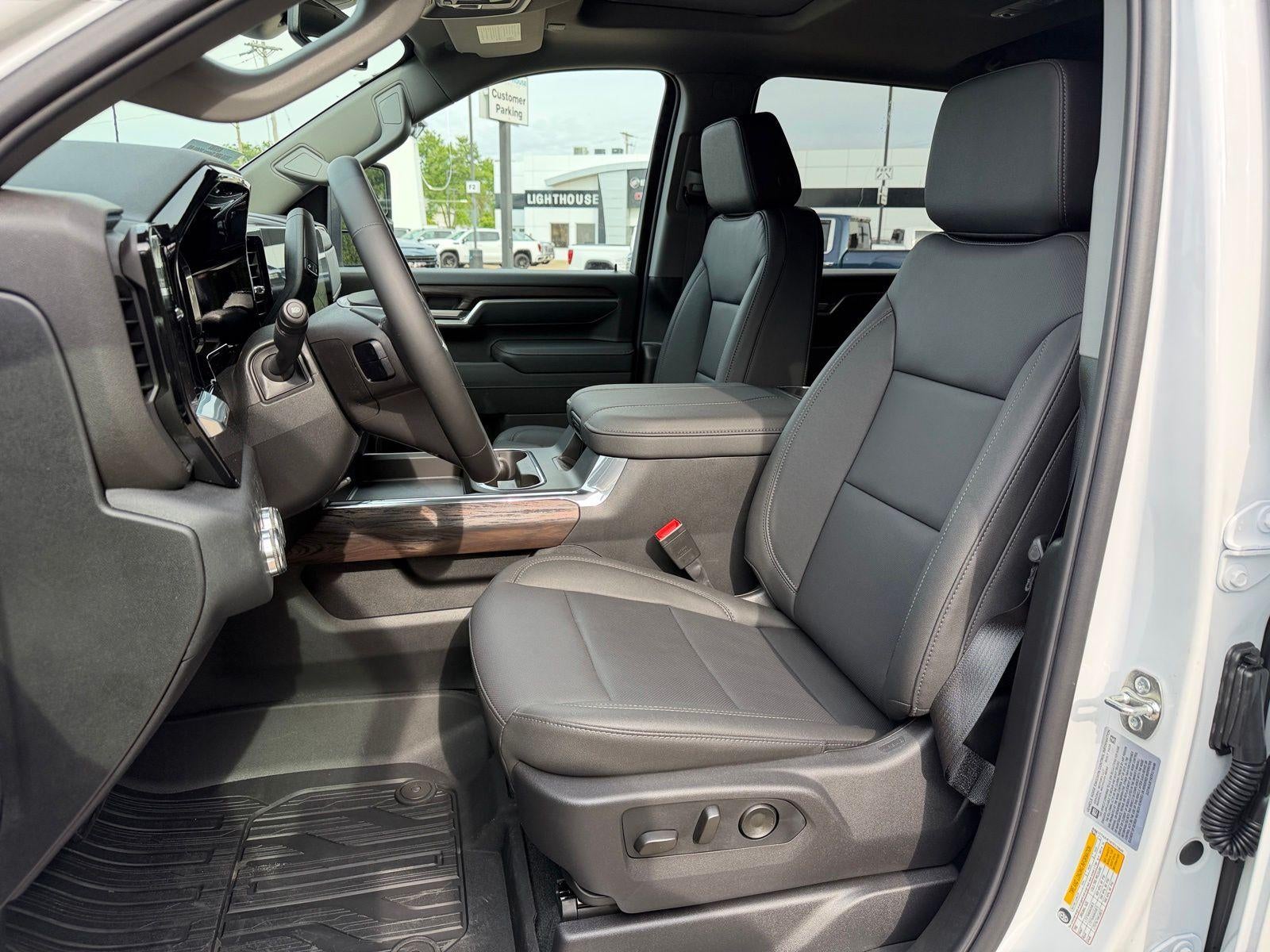 2026 GMC Sierra 3500HD SLT - Photo 11