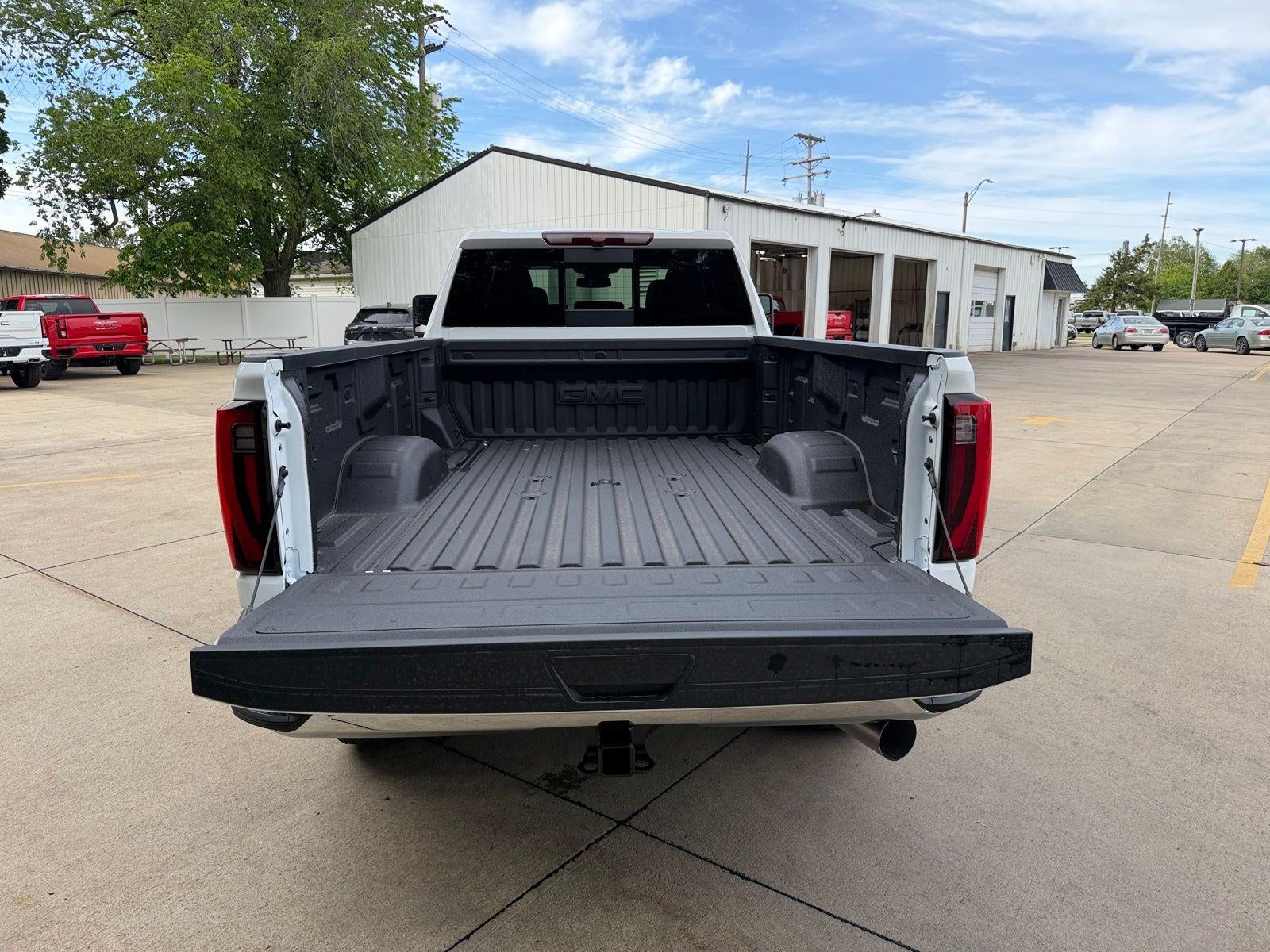 2026 GMC Sierra 3500HD SLT - Photo 34