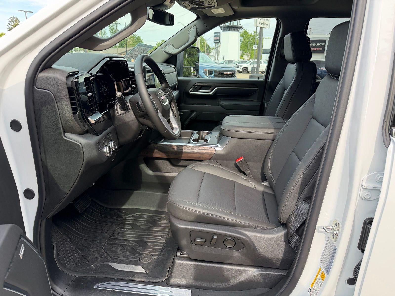 2026 GMC Sierra 3500HD SLT - Photo 4