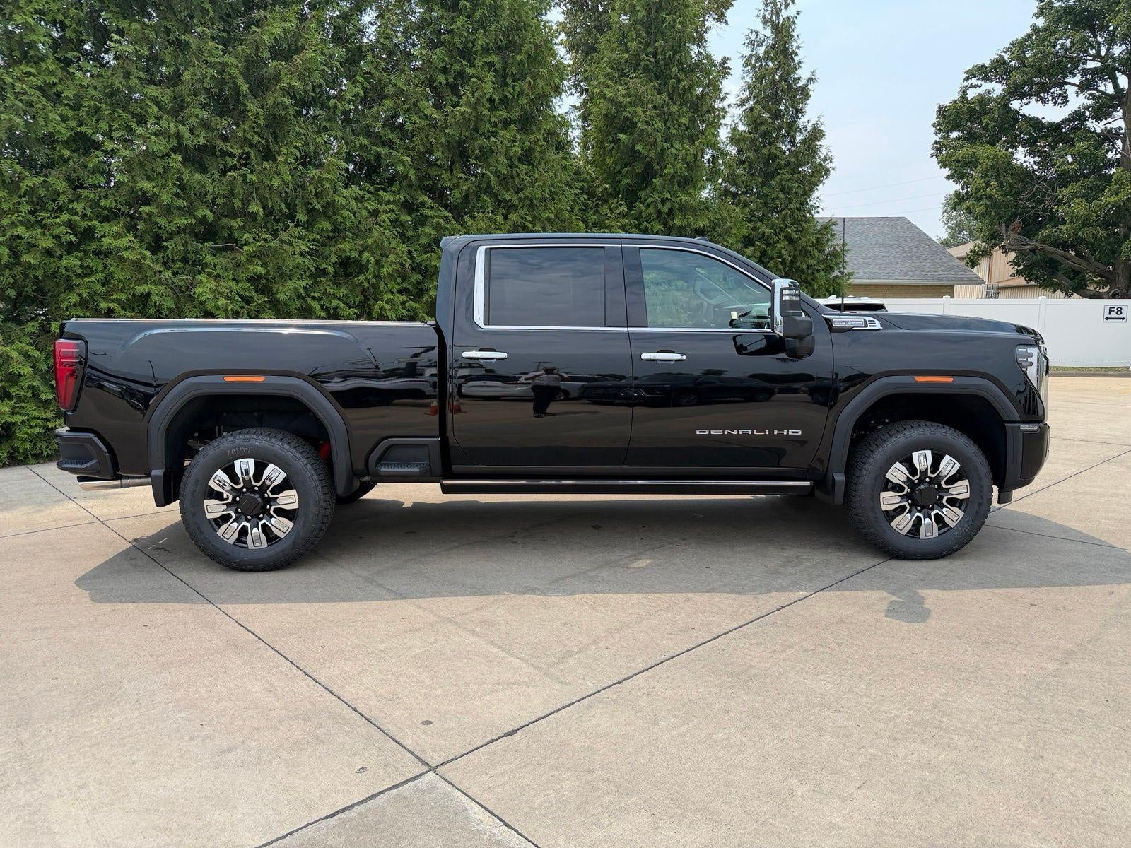 2026 GMC Sierra 3500 HD Denali