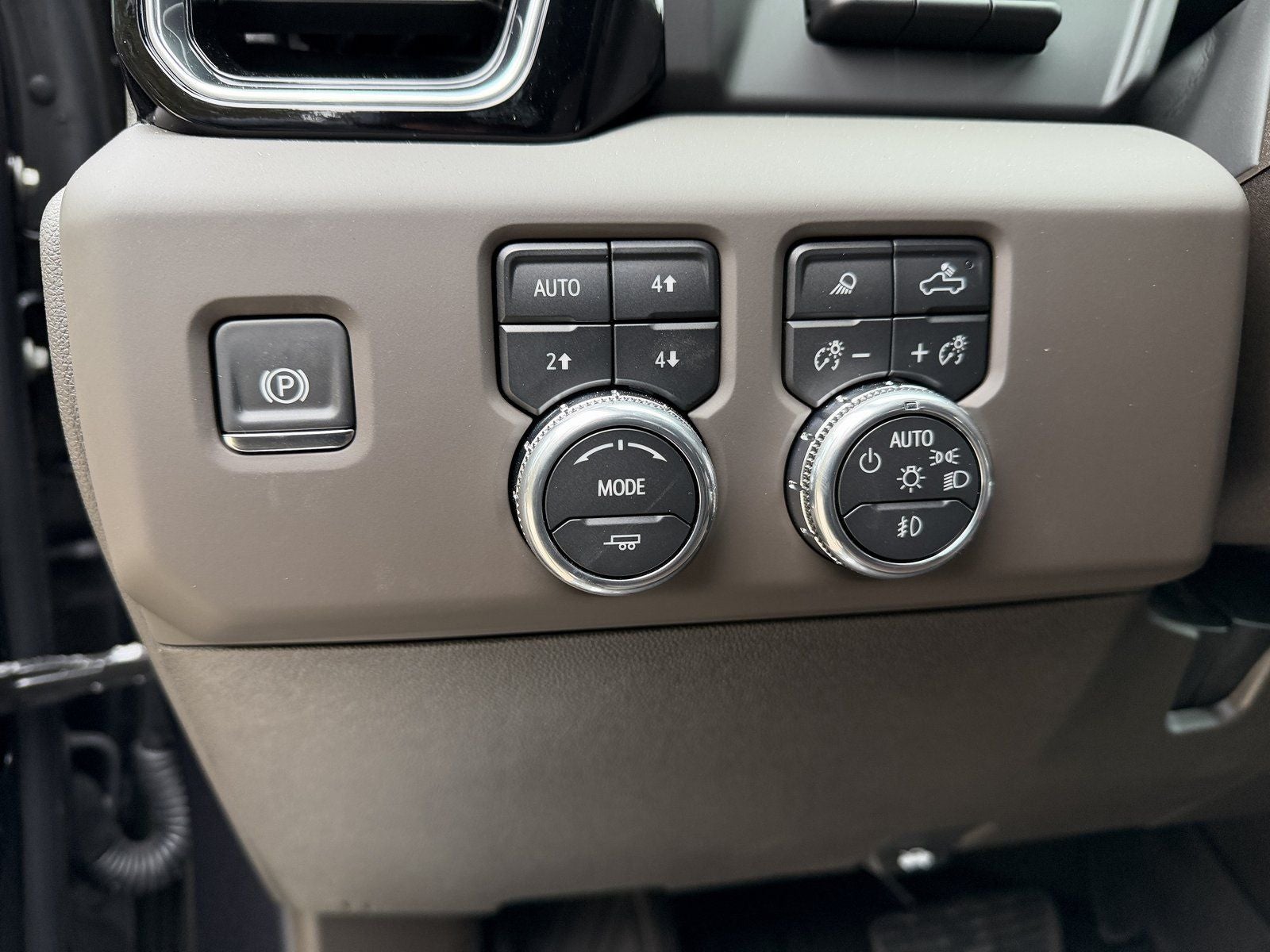 2025 GMC Sierra 3500 HD Denali