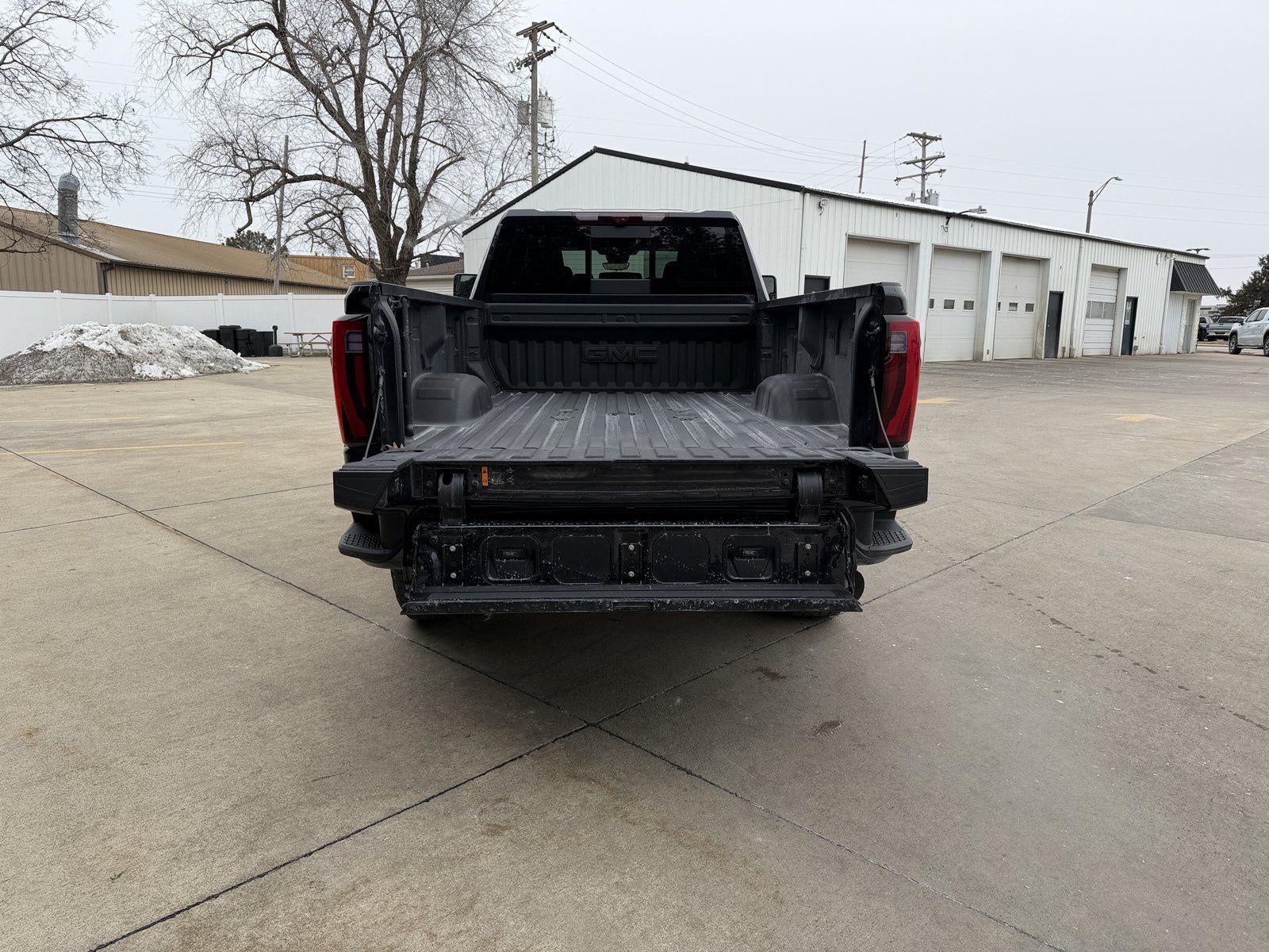 2025 GMC Sierra 3500 HD Denali