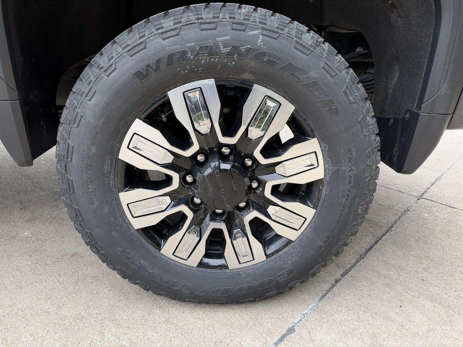 2025 GMC Sierra 3500 HD Denali