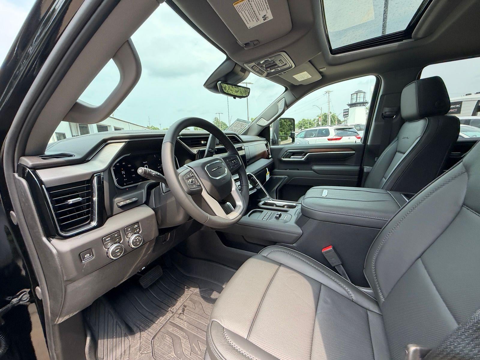 2026 GMC Sierra 3500HD Denali - Photo 10