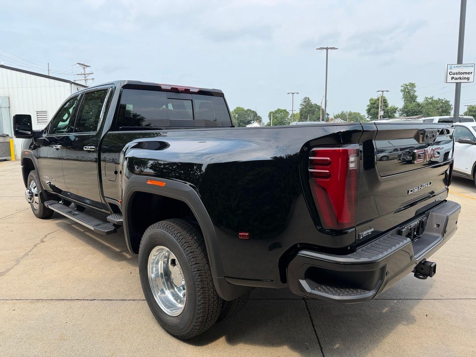 2026 GMC Sierra 3500 HD Denali