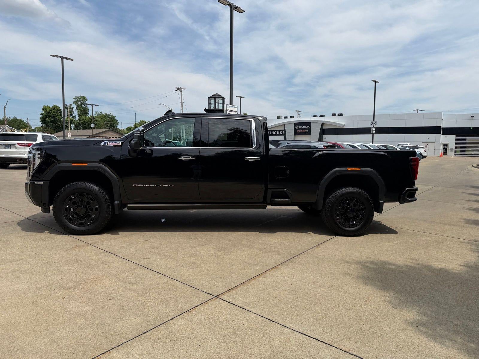 2025 GMC Sierra 3500 HD Denali