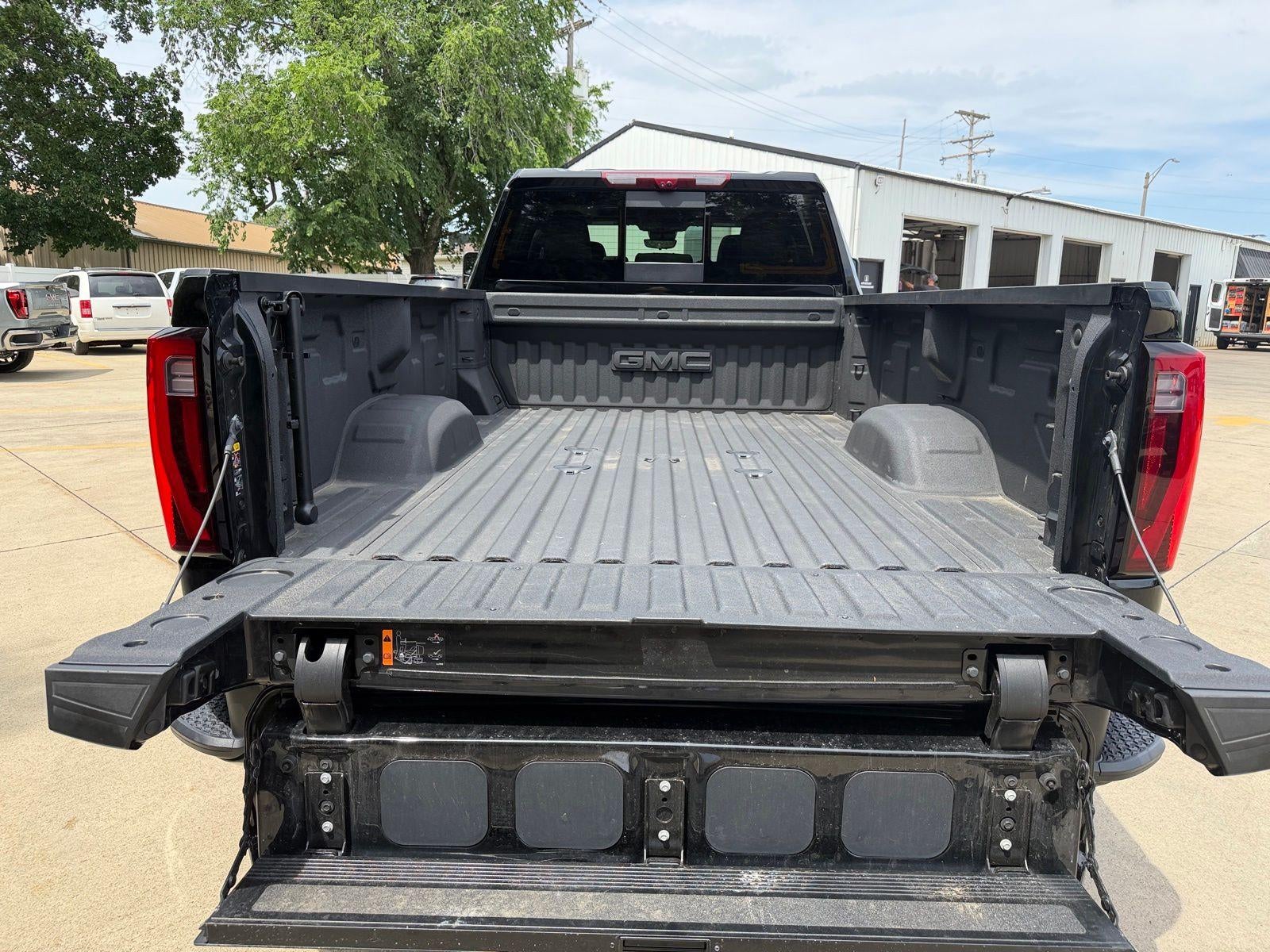 2025 GMC Sierra 3500 HD Denali
