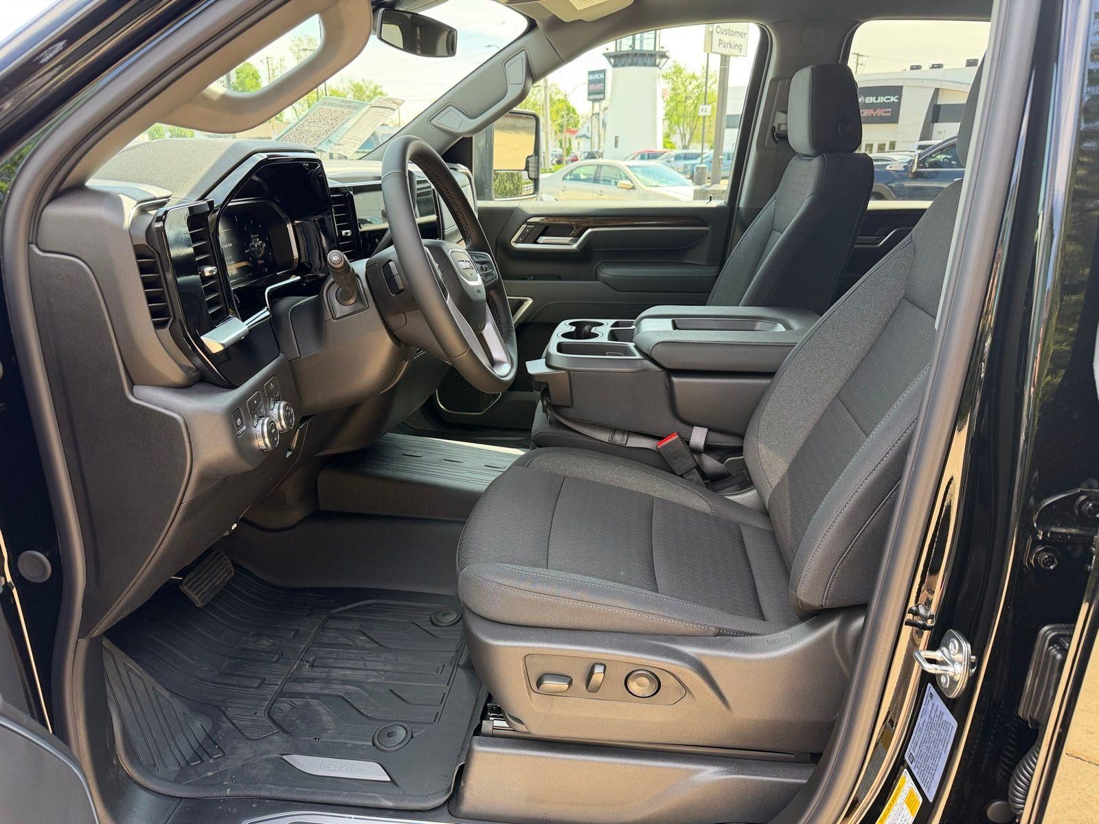 2026 GMC Sierra 2500 HD SLE