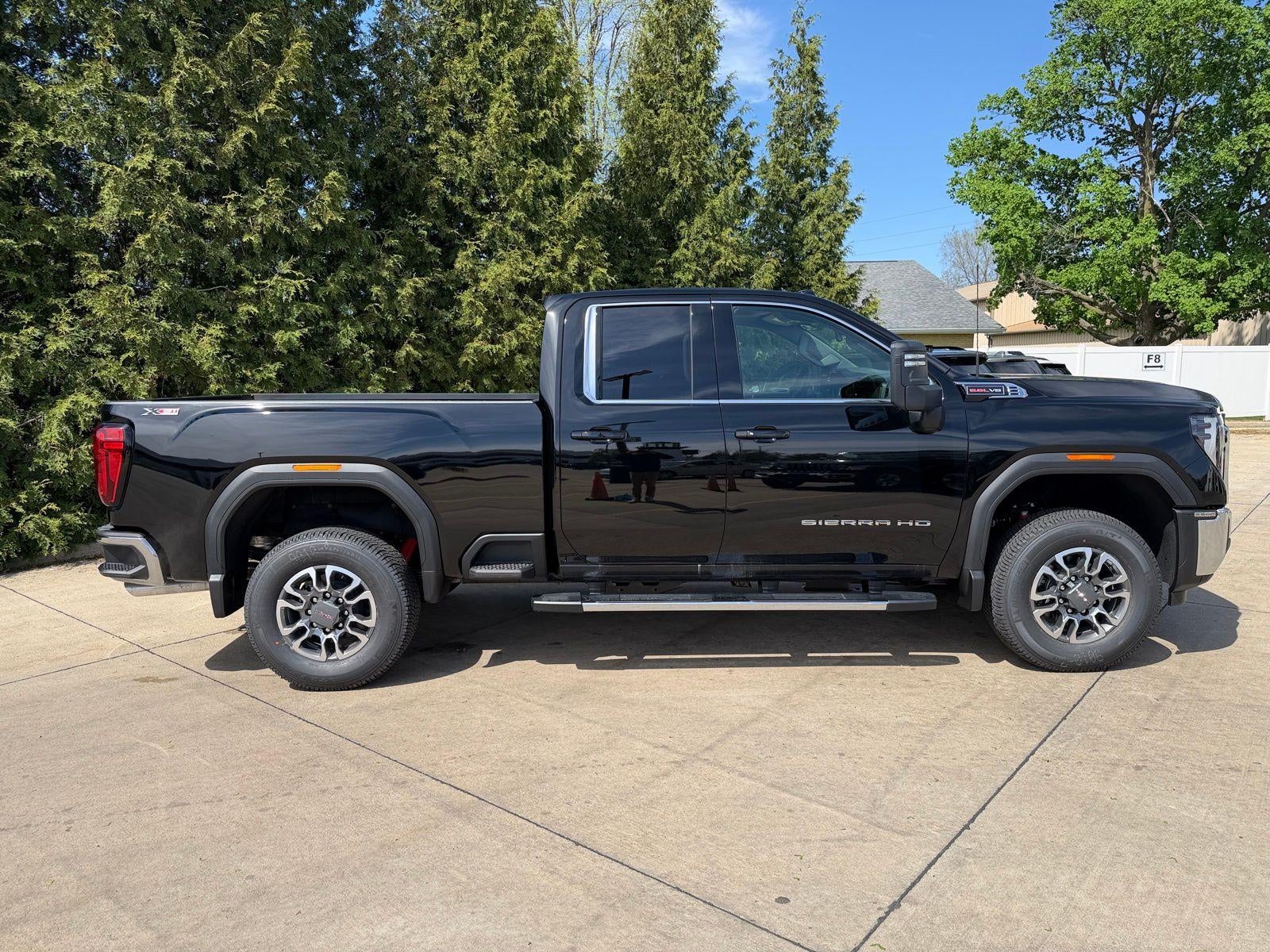 2026 GMC Sierra 2500 HD SLE
