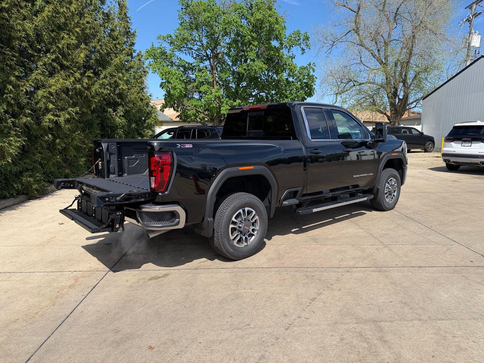 2026 GMC Sierra 2500 HD SLE