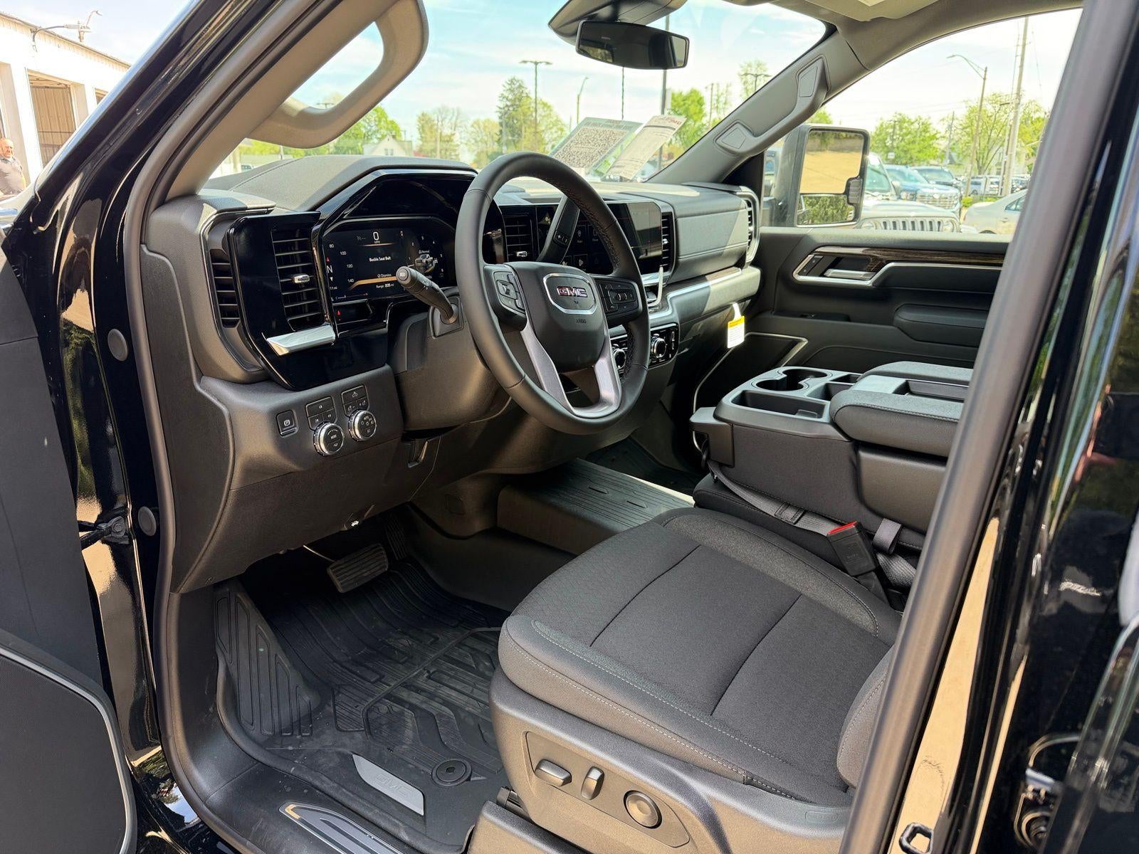 2026 GMC Sierra 2500 HD SLE